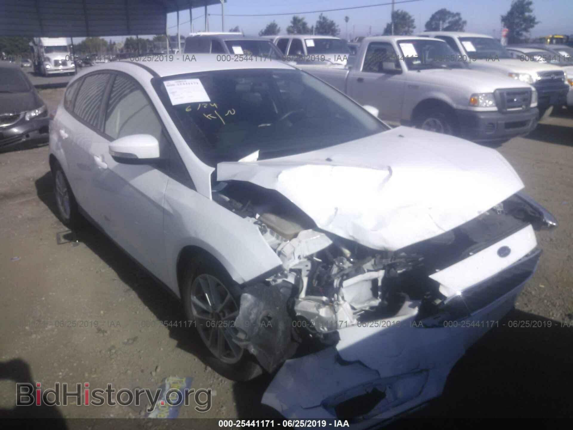 Photo 1FADP3K2XFL301725 - FORD FOCUS 2015
