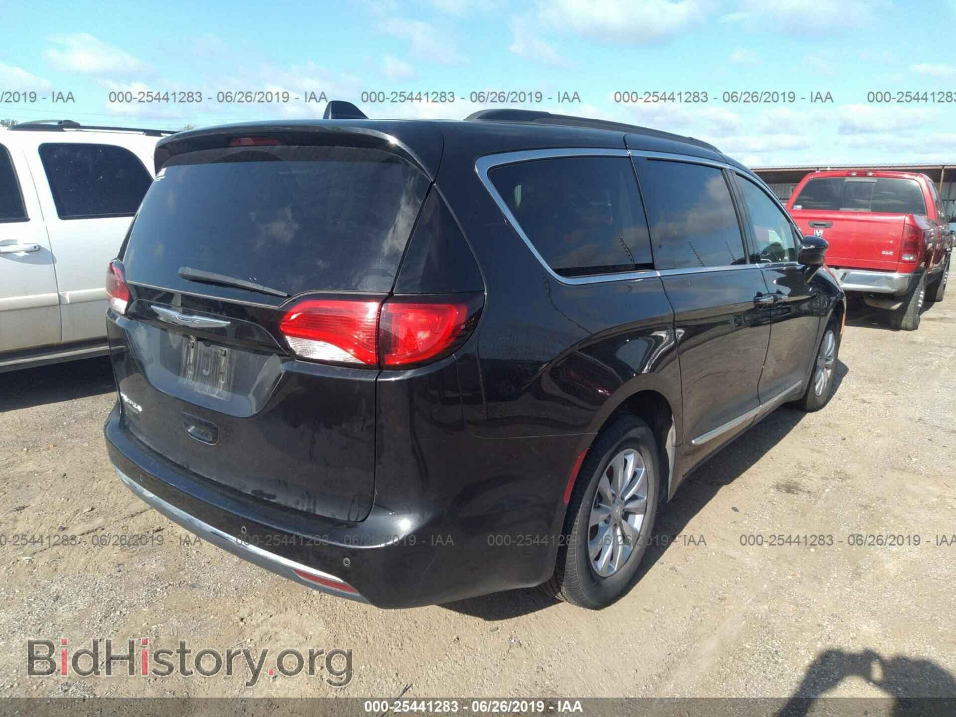 2017 CHRYSLER PACIFICA - VIN: 2C4RC1BG8HR593977 - Photo 4