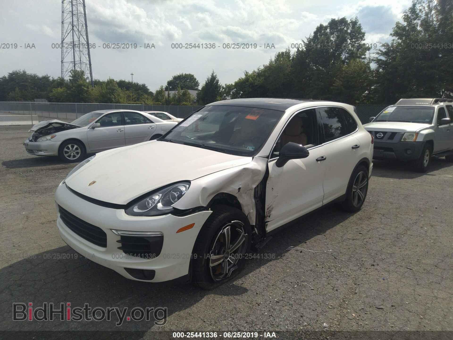 2015 PORSCHE CAYENNE - VIN: WP1AF2A29FLA32644 - Фото 2