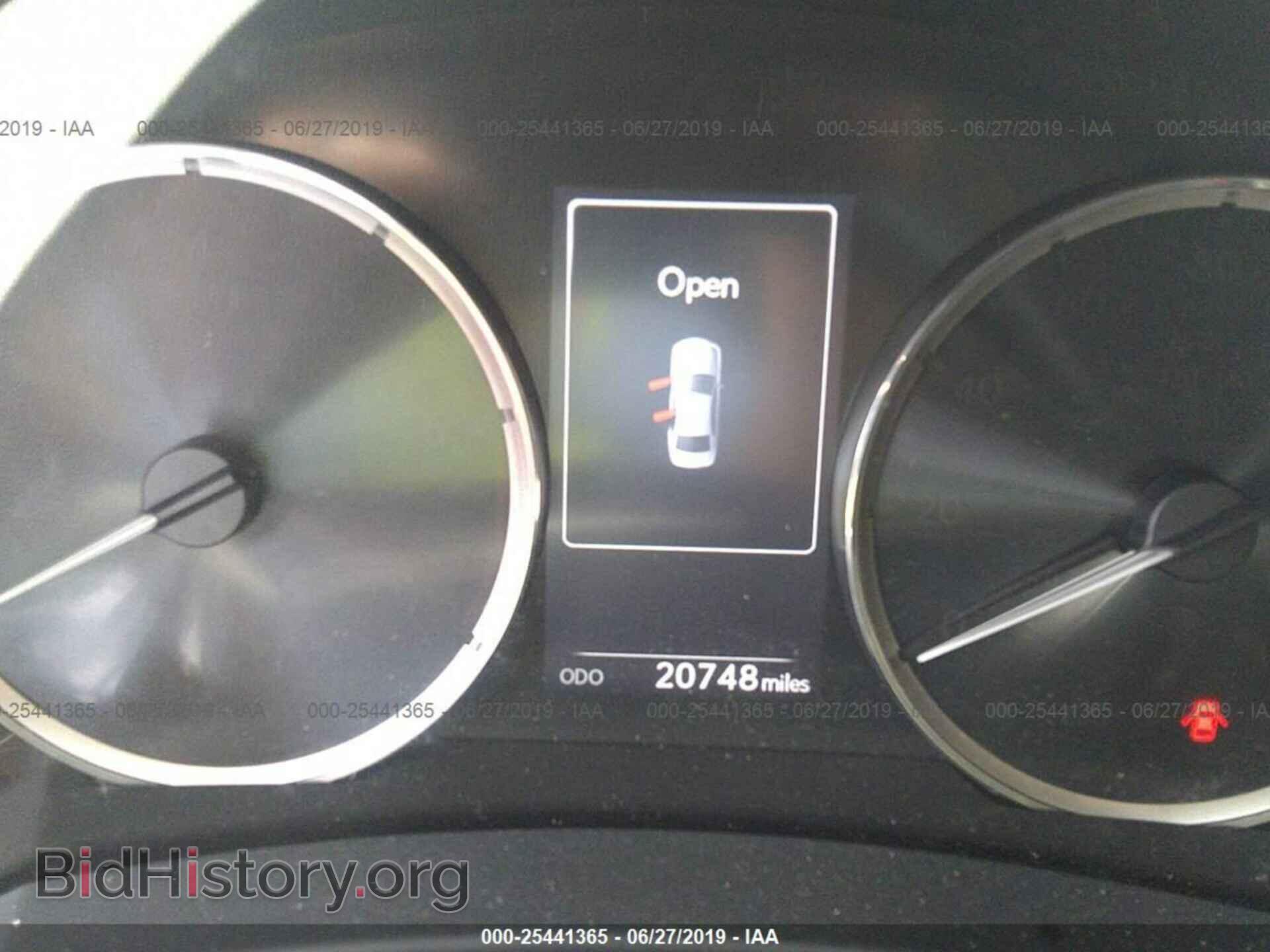 2017 LEXUS IS - VIN: JTHBA1D27H5046834 - Photo 7