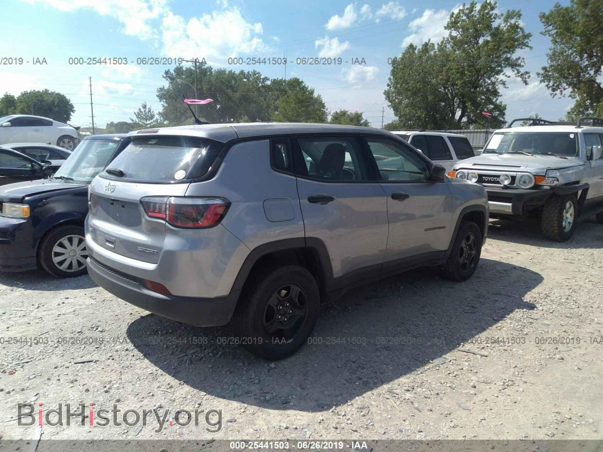 2017 JEEP COMPASS - VIN: 3C4NJDABXHT645733 - Фото 4