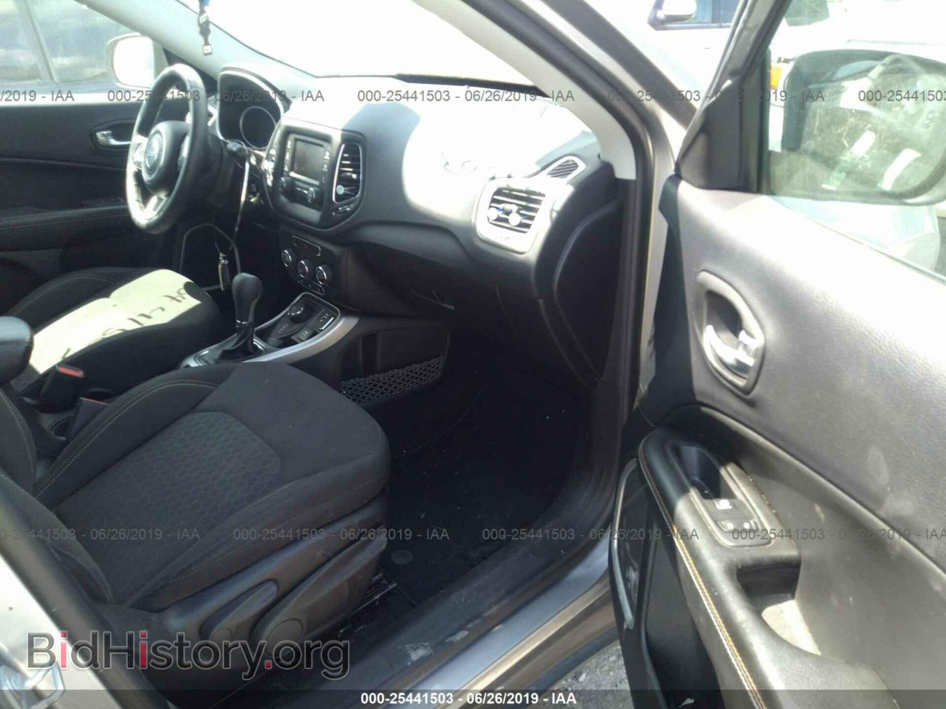 2017 JEEP COMPASS - VIN: 3C4NJDABXHT645733 - Фото 5