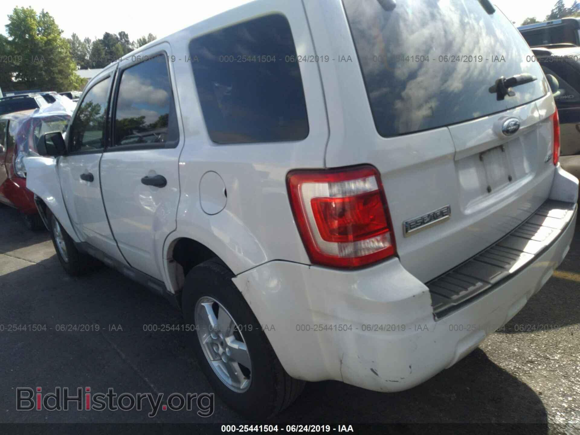2009 FORD ESCAPE - VIN: 1FMCU92719KB22007 - Фото 3