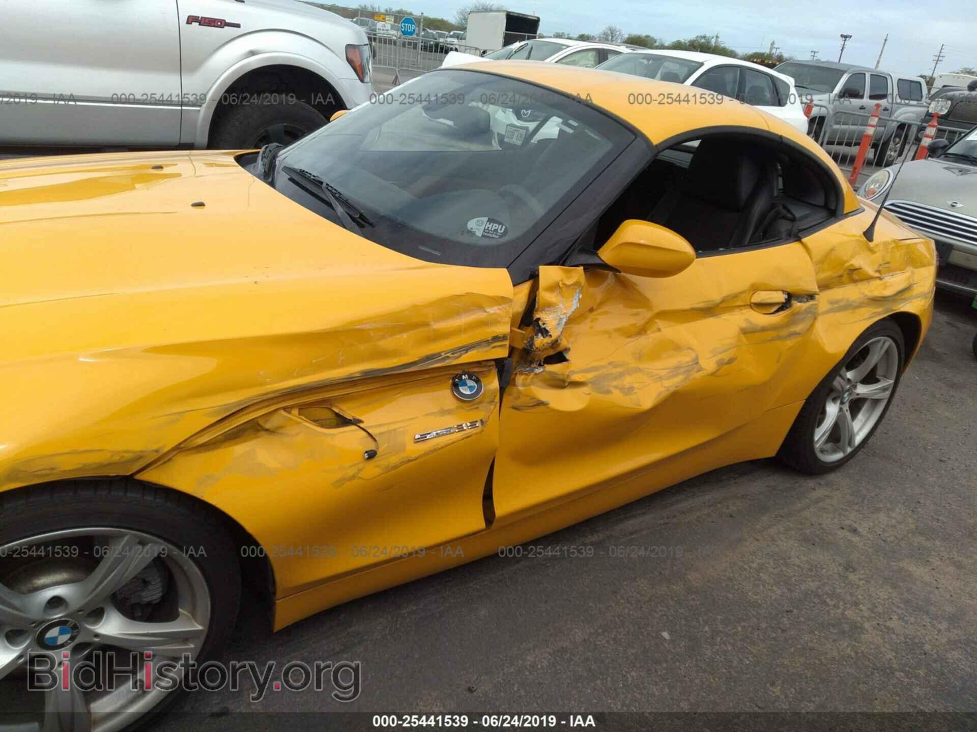 2011 BMW Z4 - VIN: WBALM7C51BE383807 - Фото 6
