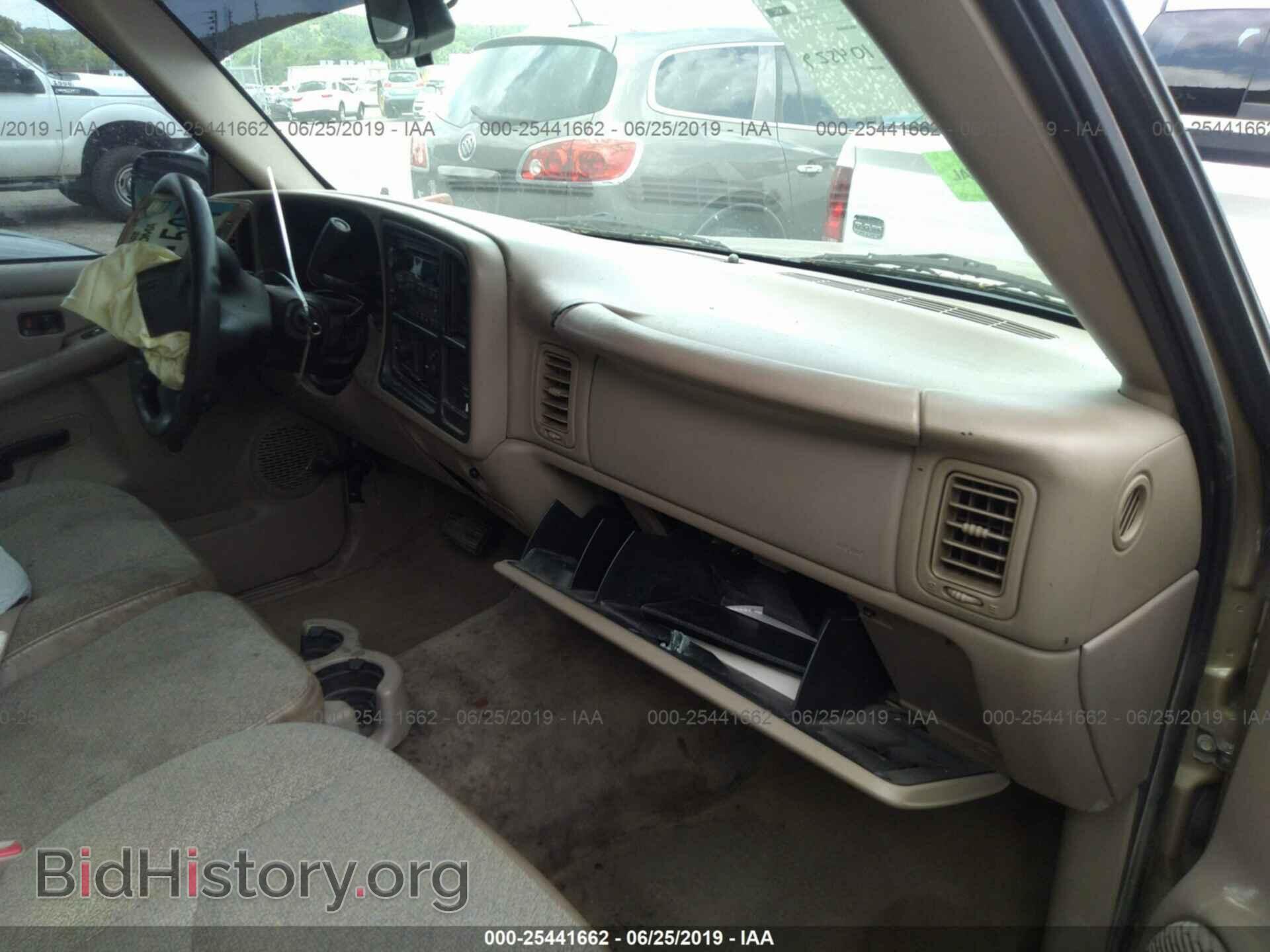 2004 GMC NEW SIERRA - VIN: 1GTEC14X64Z117920 - Фото 5