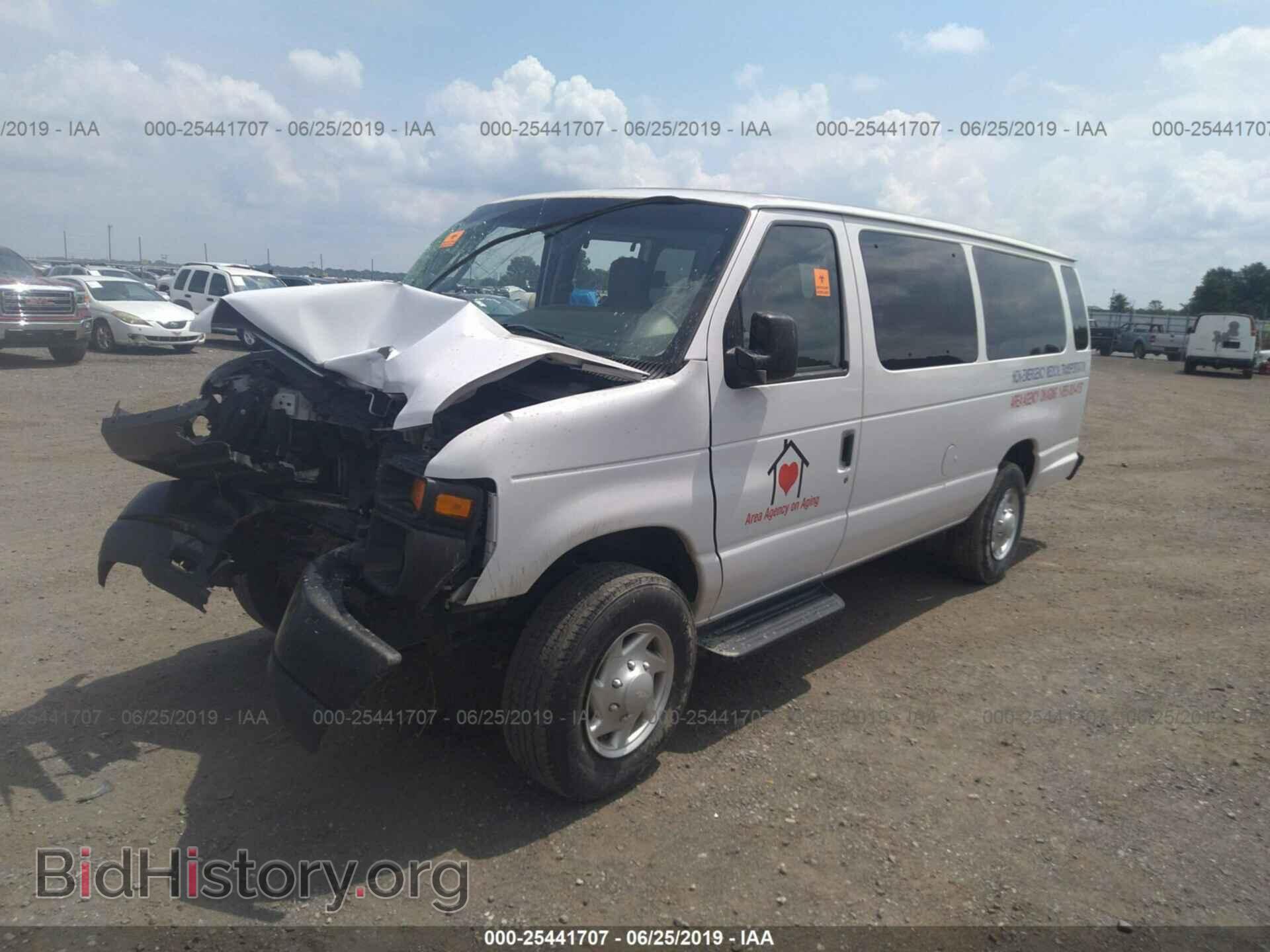 2013 FORD ECONOLINE - VIN: 1FBSS3BL3DDB33608 - Фото 2