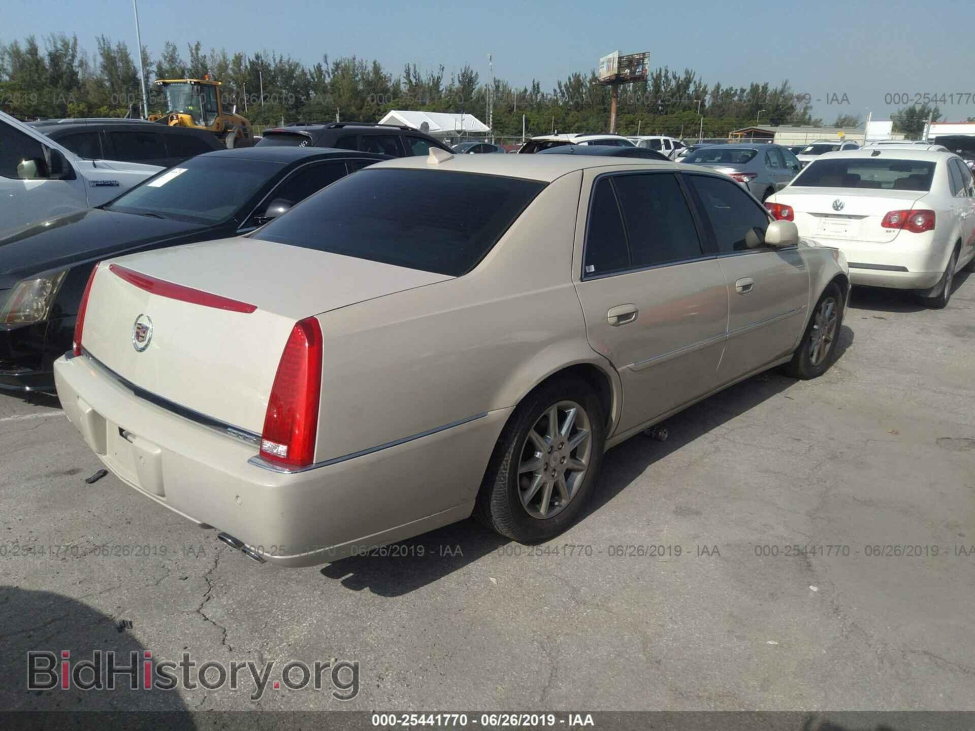 2011 CADILLAC DTS - VIN: 1G6KD5E60BU119446 - Фото 4