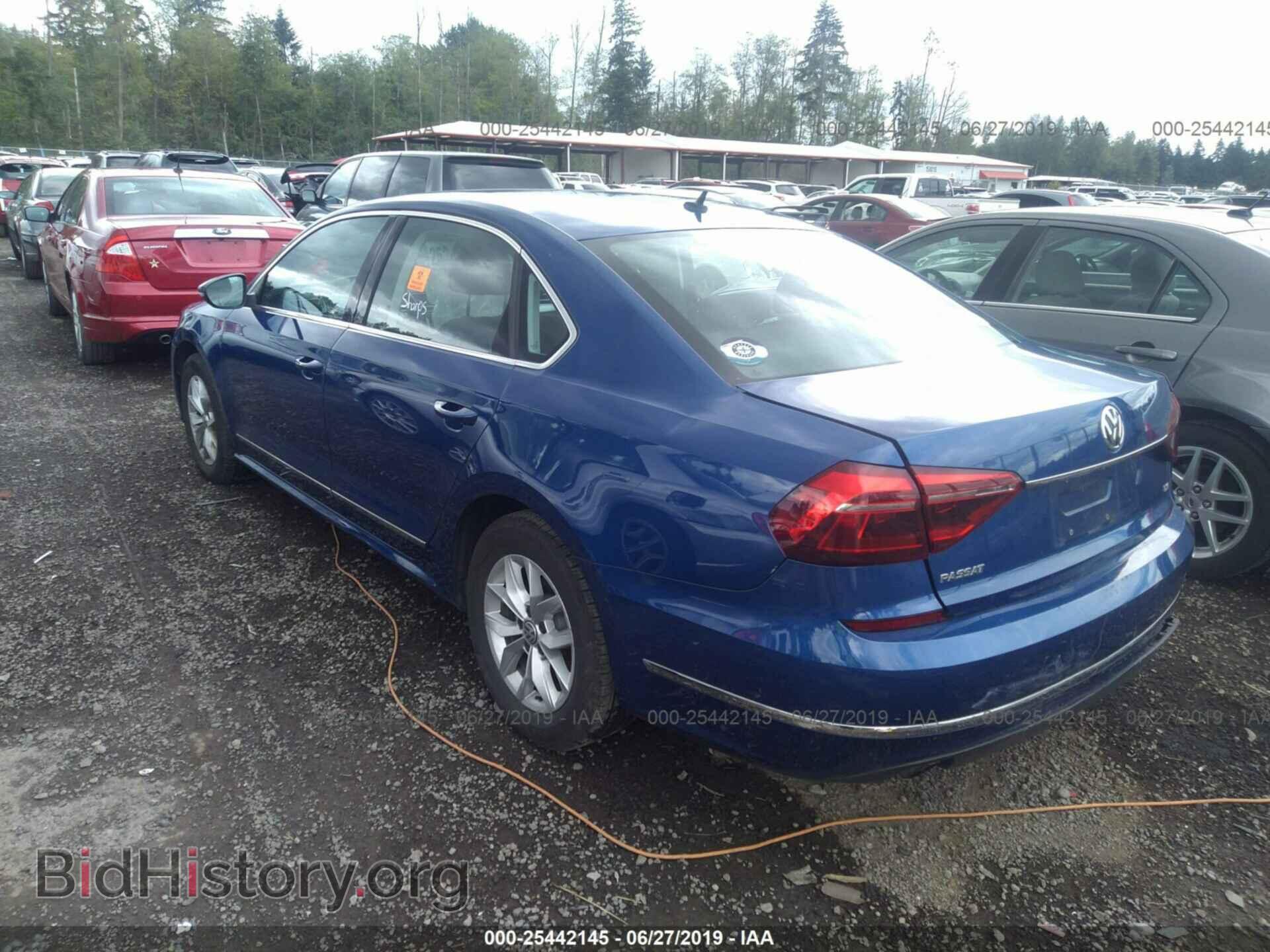 2017 VOLKSWAGEN PASSAT - VIN: 1VWAT7A33HC009375 - Фото 3
