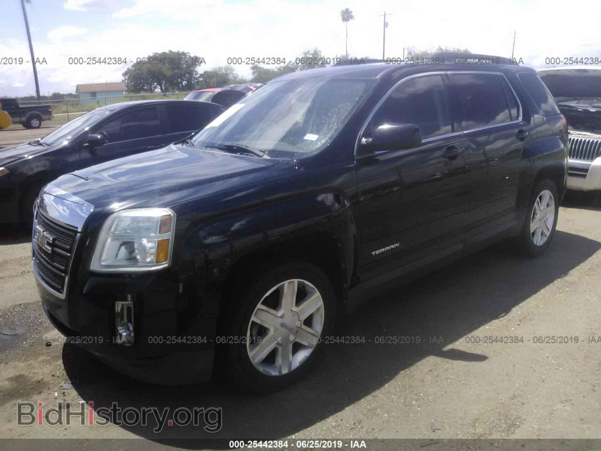 2011 GMC TERRAIN - VIN: 2CTALUEC0B6350166 - Фото 2