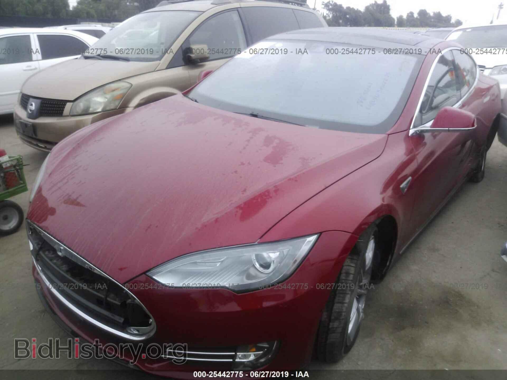 2015 TESLA MODEL S - VIN: 5YJSA1E15FF114759 - Фото 2