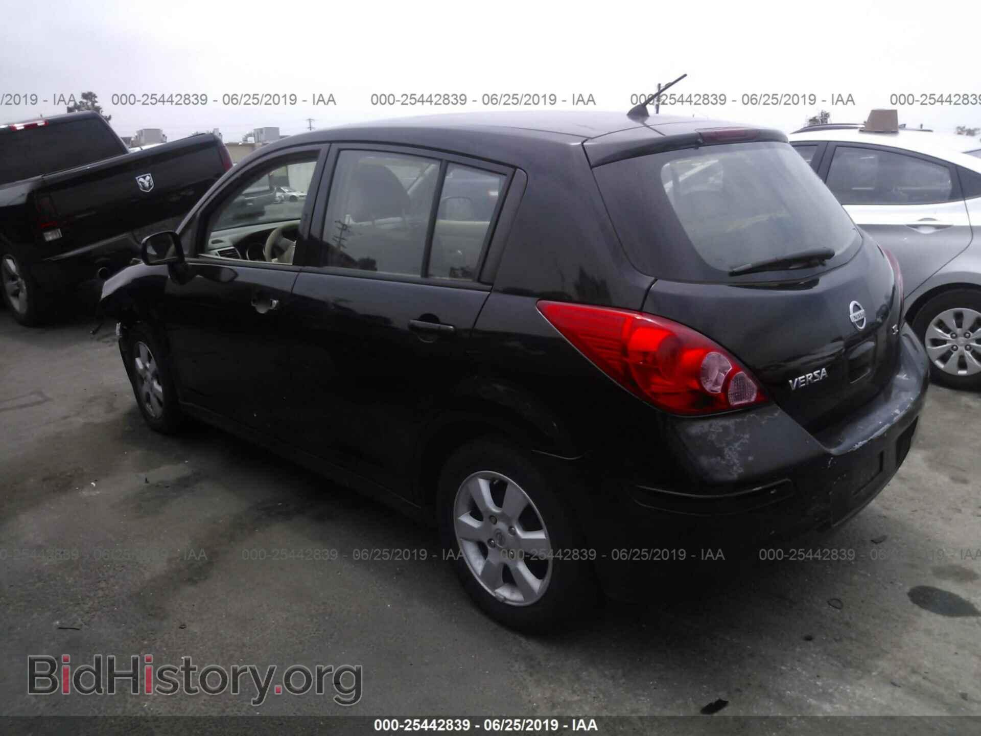 2009 NISSAN VERSA - VIN: 3N1BC13EX9L386975 - Фото 3
