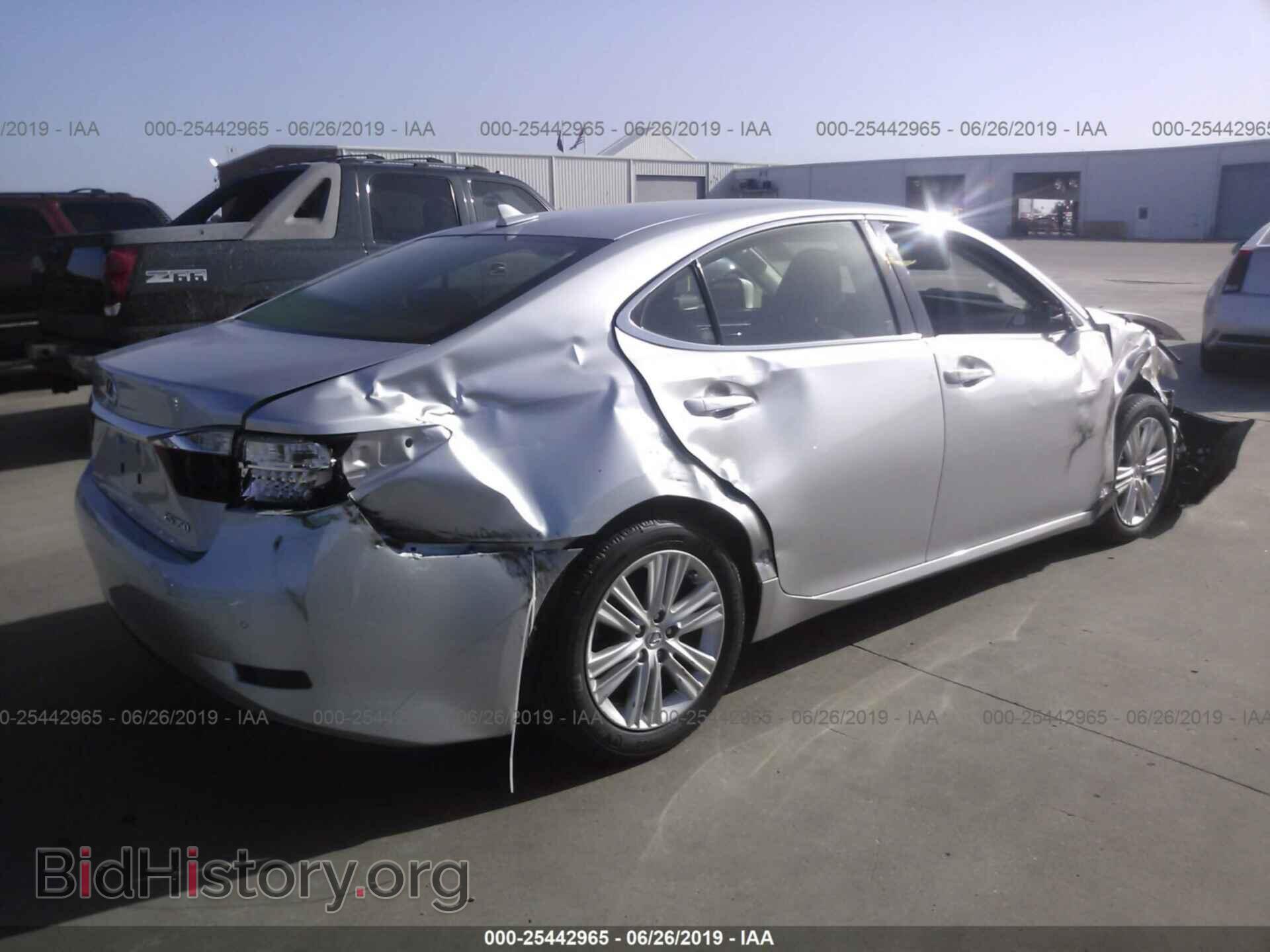 2014 LEXUS ES - VIN: JTHBK1GG0E2143567 - Фото 4