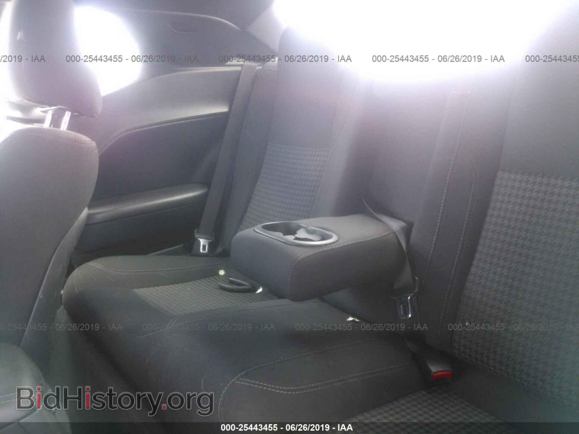 2016 DODGE CHALLENGER - VIN: 2C3CDZAG4GH119441 - Фото 8