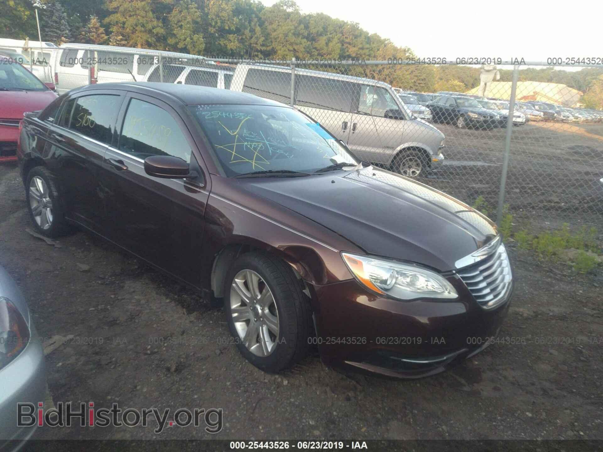 Photo 1C3CCBAB0DN715261 - CHRYSLER 200 2013