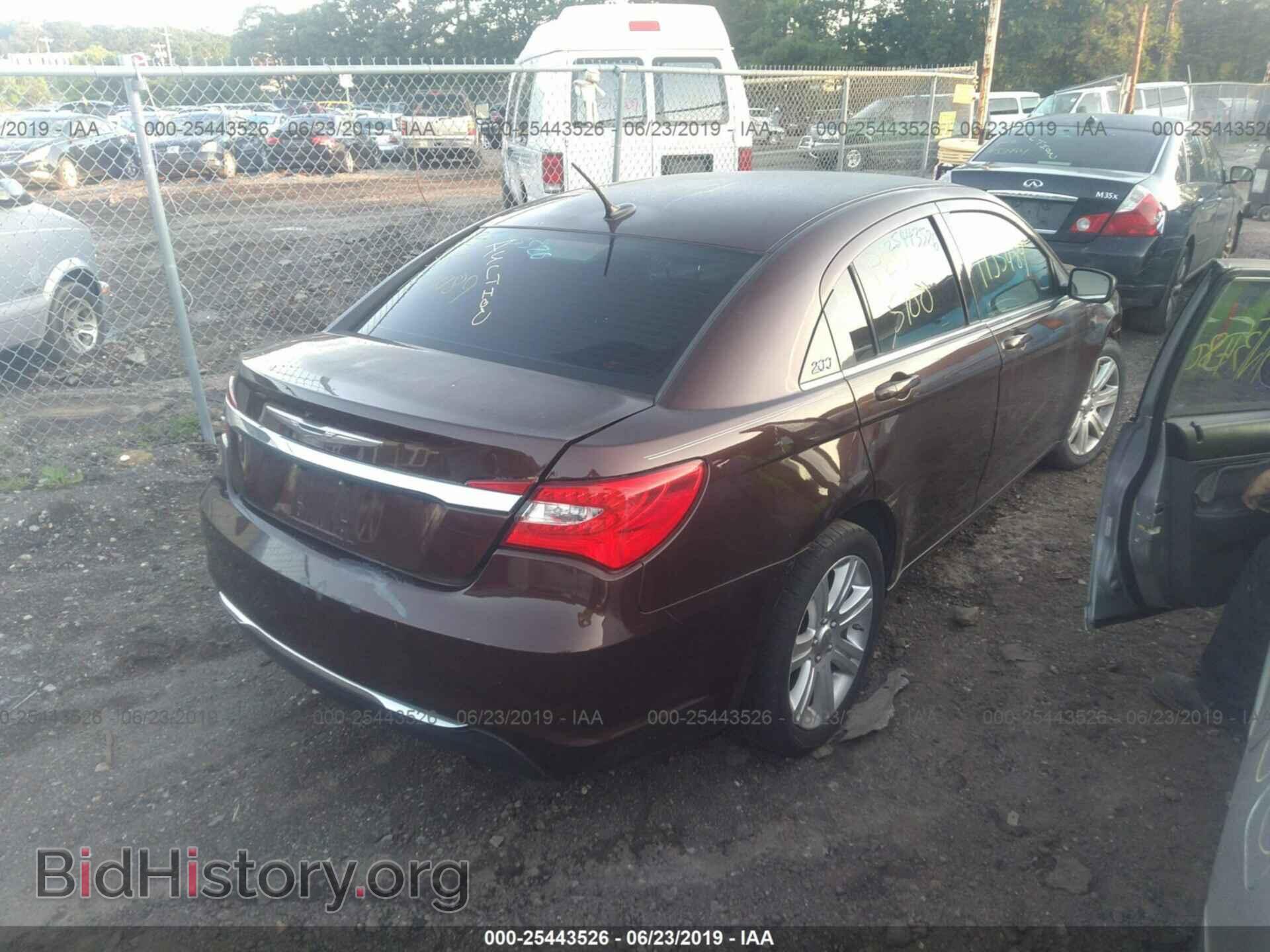 2013 CHRYSLER 200 - VIN: 1C3CCBAB0DN715261 - Photo 4