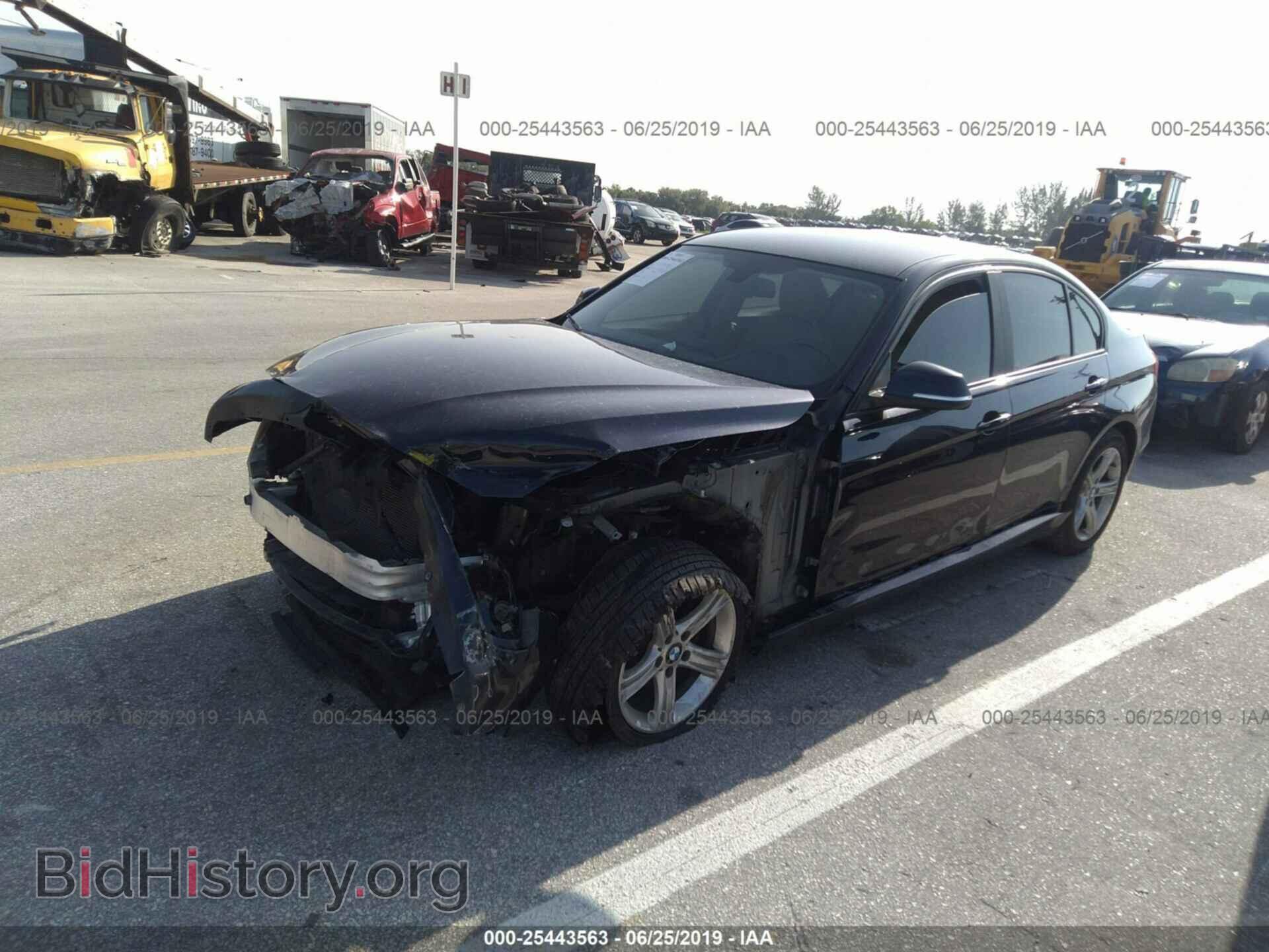 2013 BMW 328 - VIN: WBA3A5G55DNP21686 - Фото 2