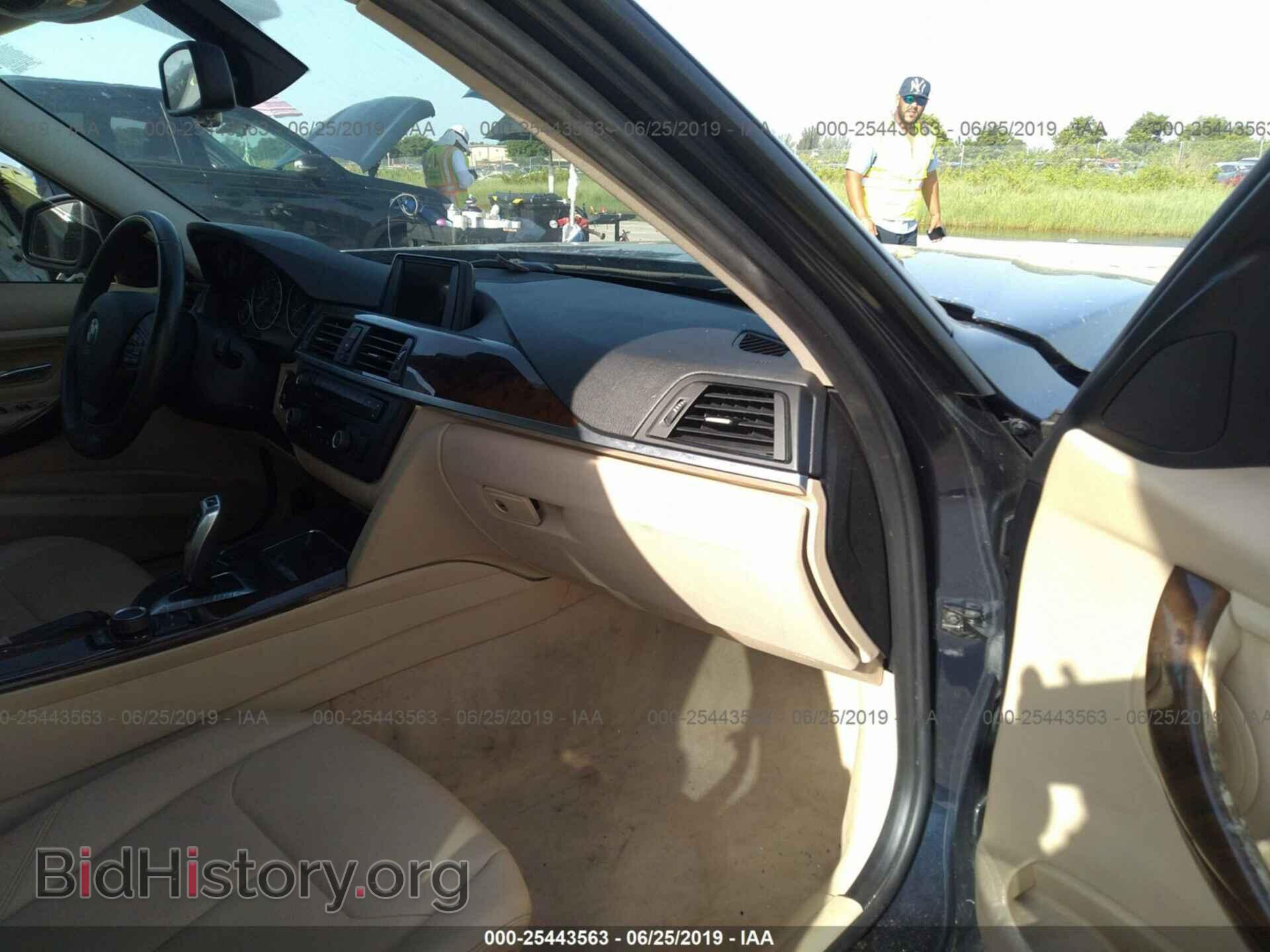 2013 BMW 328 - VIN: WBA3A5G55DNP21686 - Фото 5
