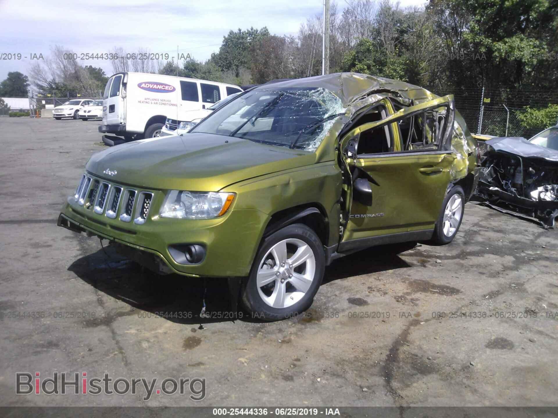 2012 JEEP COMPASS - VIN: 1C4NJDBB2CD555599 - Фото 2