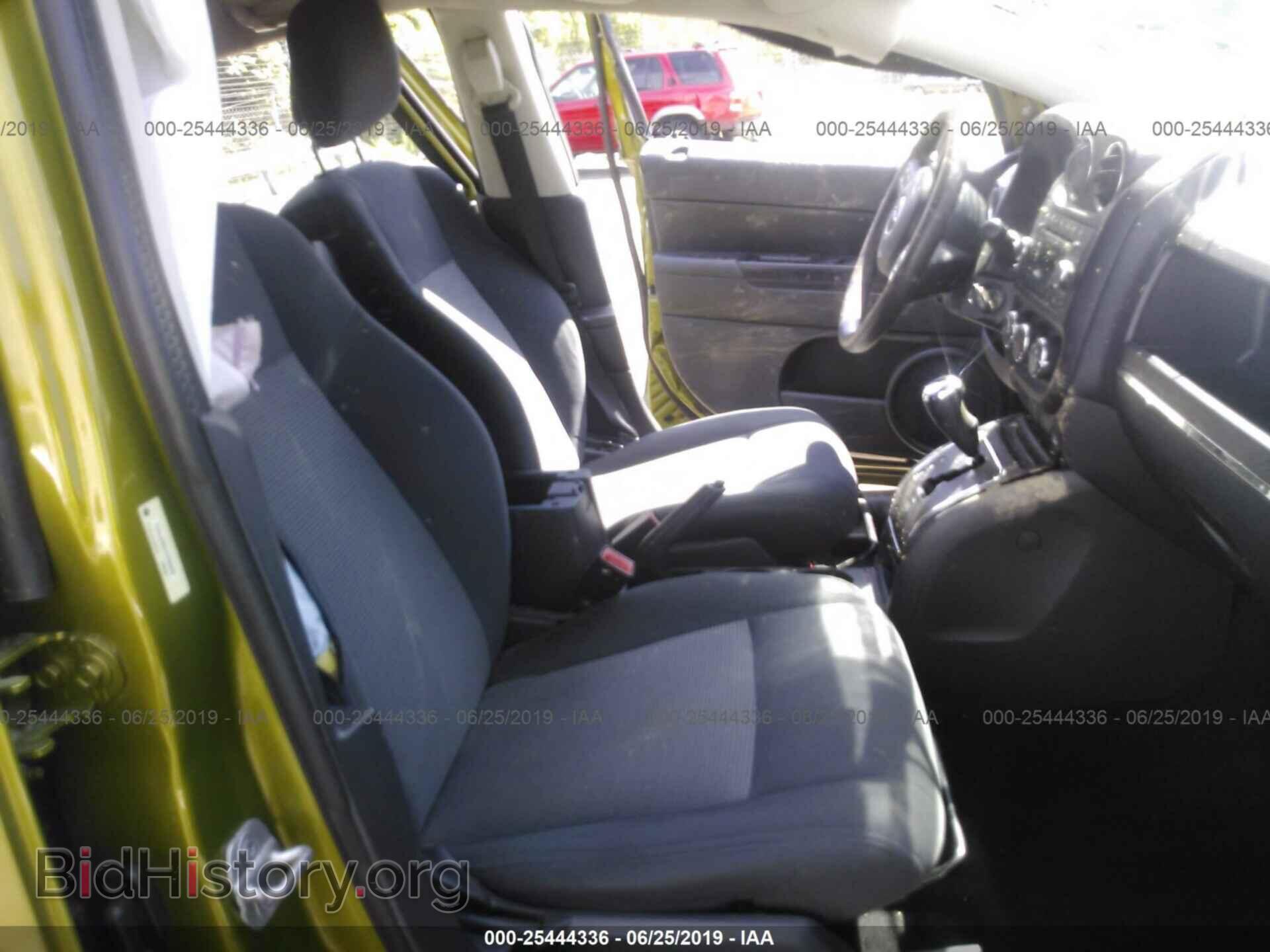 2012 JEEP COMPASS - VIN: 1C4NJDBB2CD555599 - Фото 8
