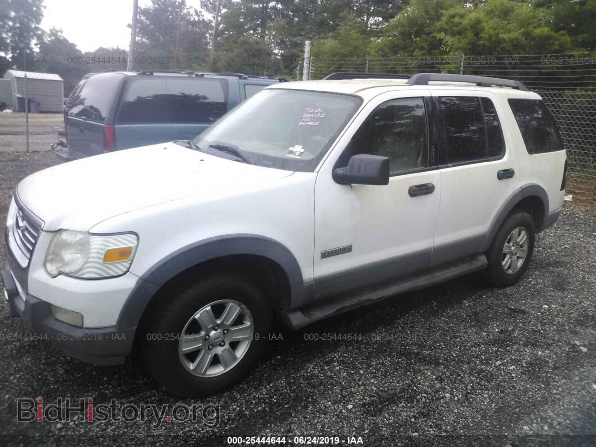 2006 FORD EXPLORER - VIN: 1FMEU63EX6UA89111 - Фото 2