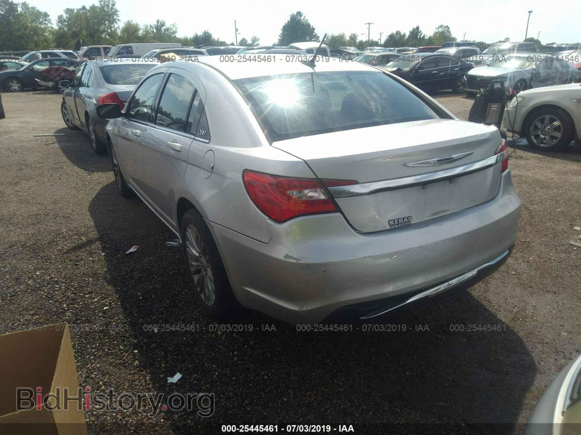 2012 CHRYSLER 200 - VIN: 1C3CCBAB5CN262334 - Фото 3