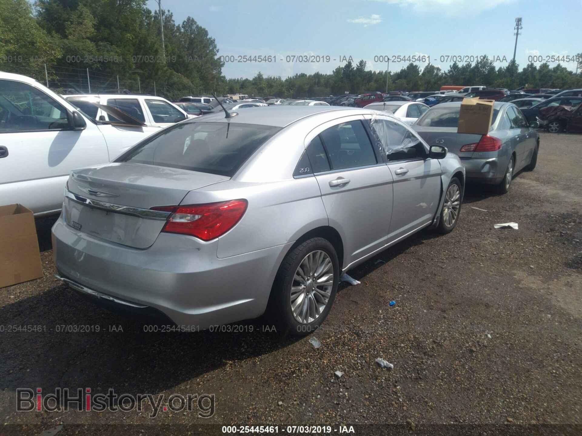 2012 CHRYSLER 200 - VIN: 1C3CCBAB5CN262334 - Фото 4