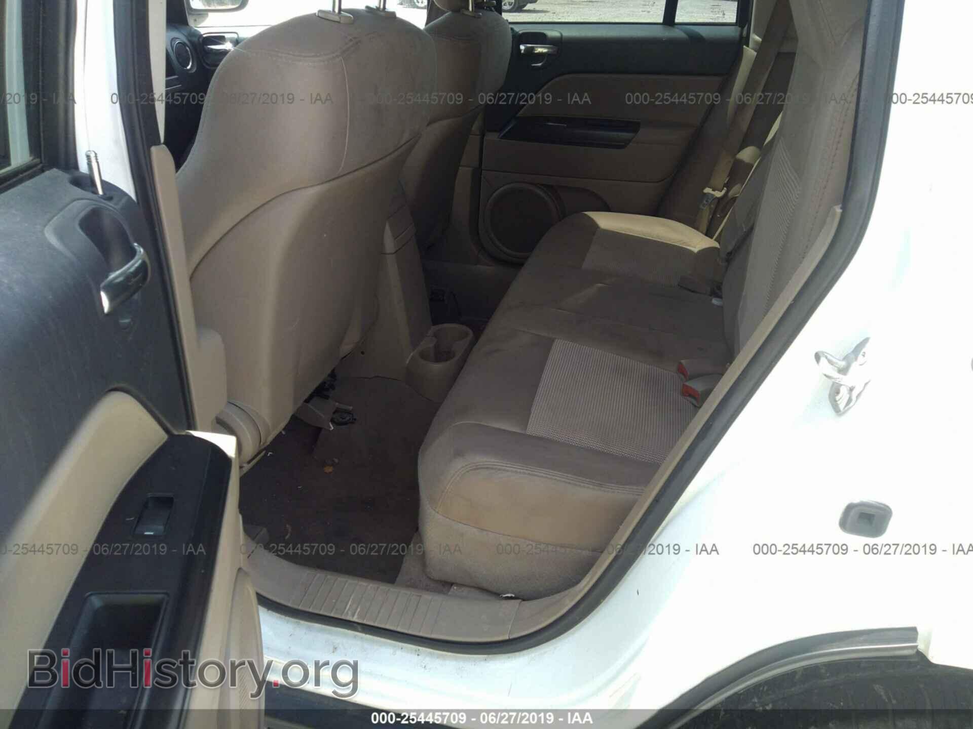2012 JEEP COMPASS - VIN: 1C4NJDEBXCD564448 - Photo 8