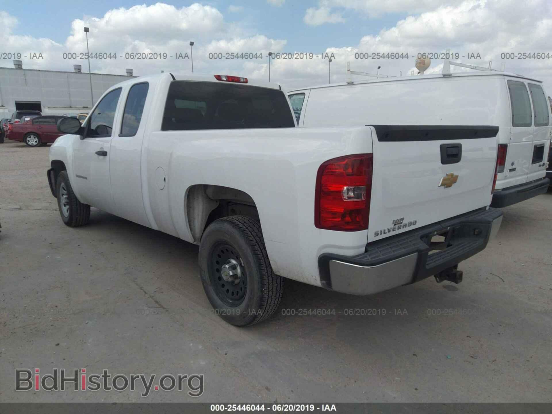 2013 CHEVROLET SILVERADO - VIN: 1GCRCPEA2DZ394868 - Фото 3