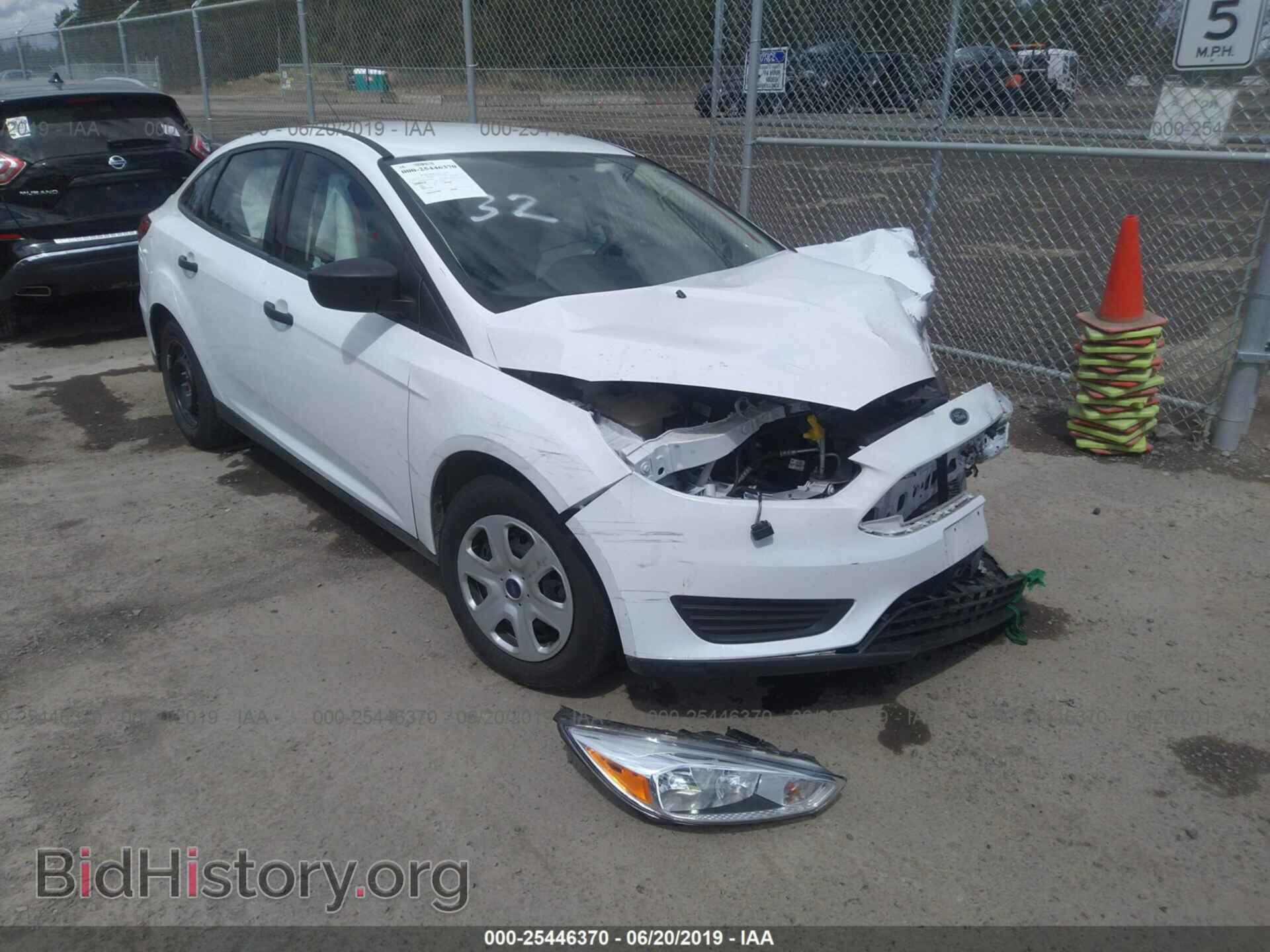 Photo 1FADP3E22JL205902 - FORD FOCUS 2018