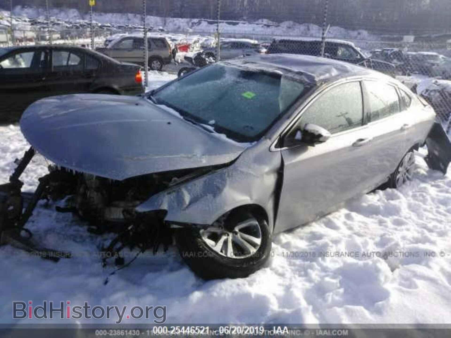 2015 CHRYSLER 200 - VIN: 1C3CCCAB6FN702765 - Фото 2