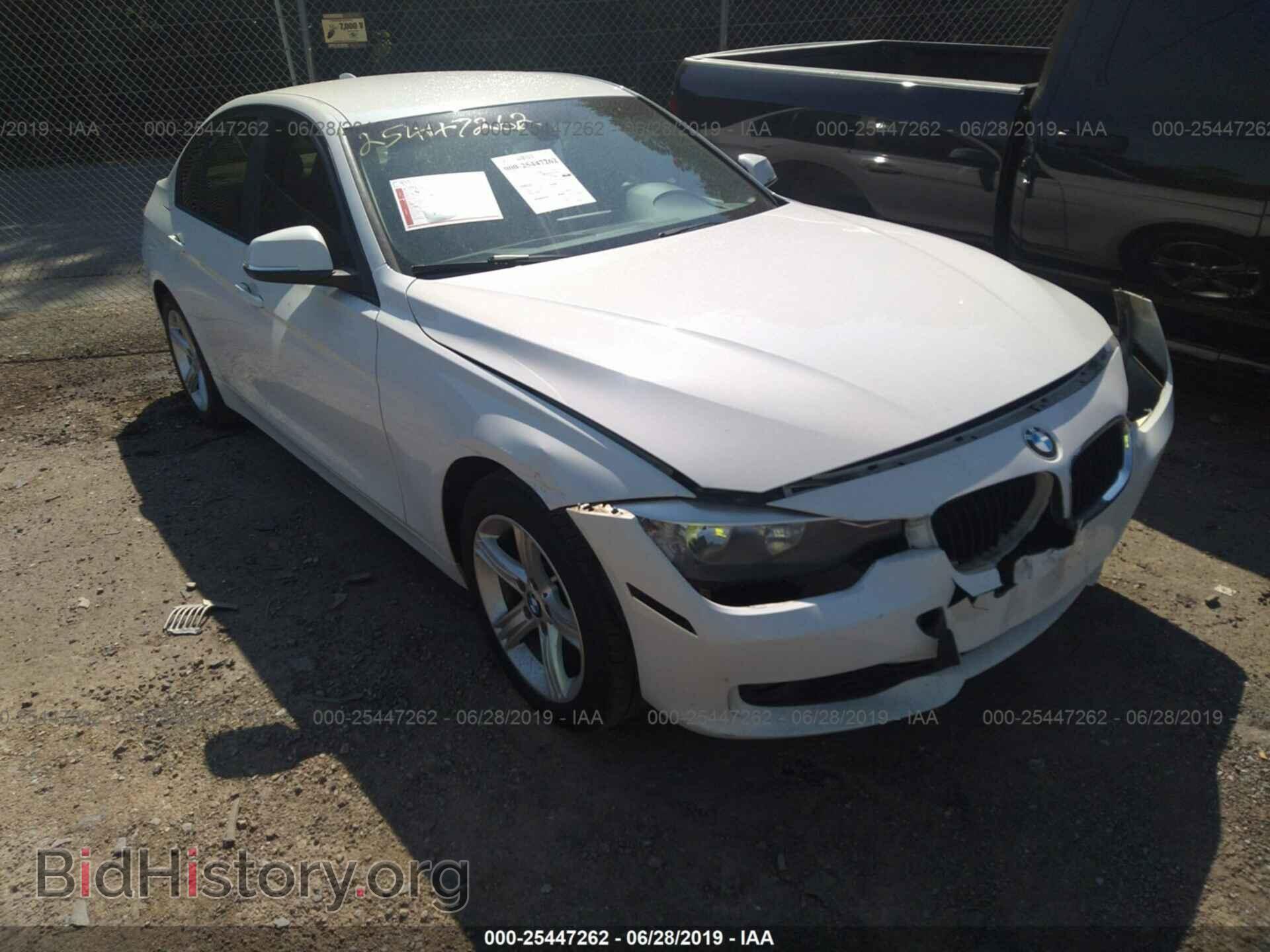 Photo WBA3B1C51EK134514 - BMW 320 2014