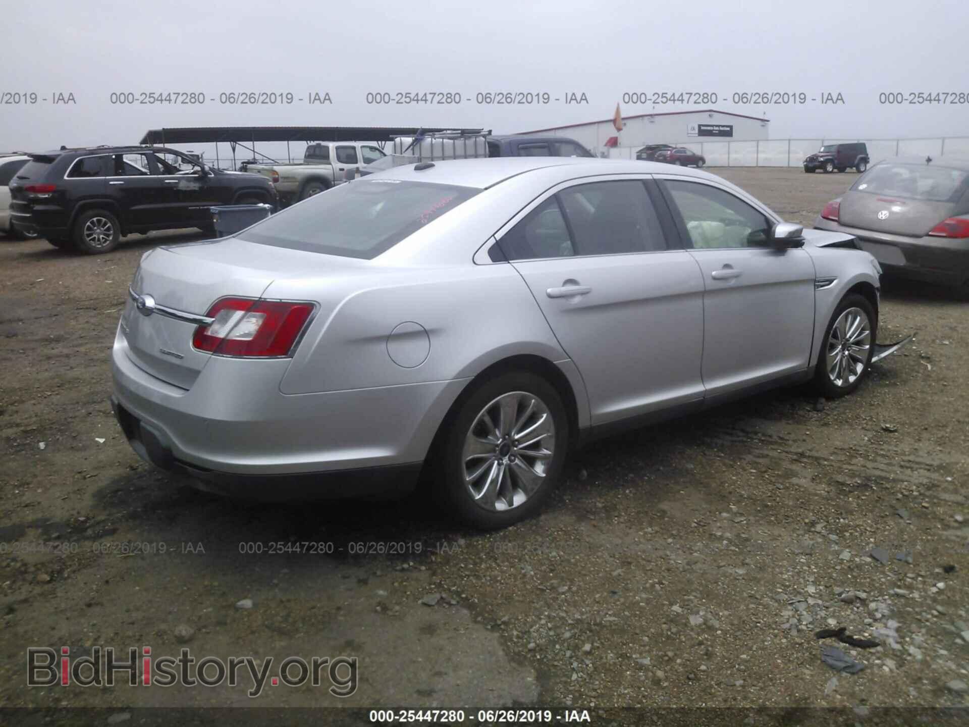 2011 FORD TAURUS - VIN: 1FAHP2FW0BG158506 - Photo 4