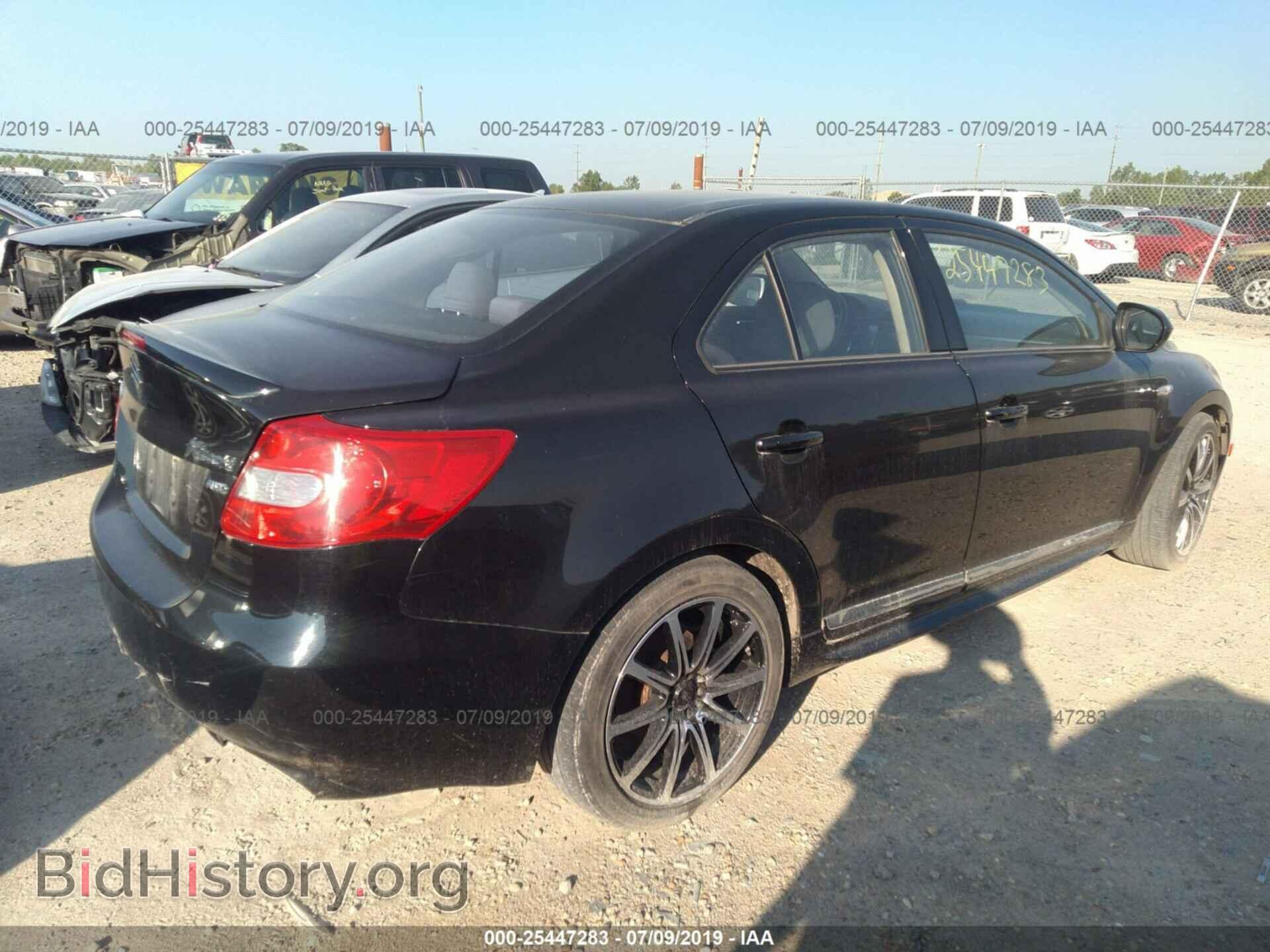 2011 SUZUKI KIZASHI - VIN: JS2RF9A61B6110624 - Photo 4