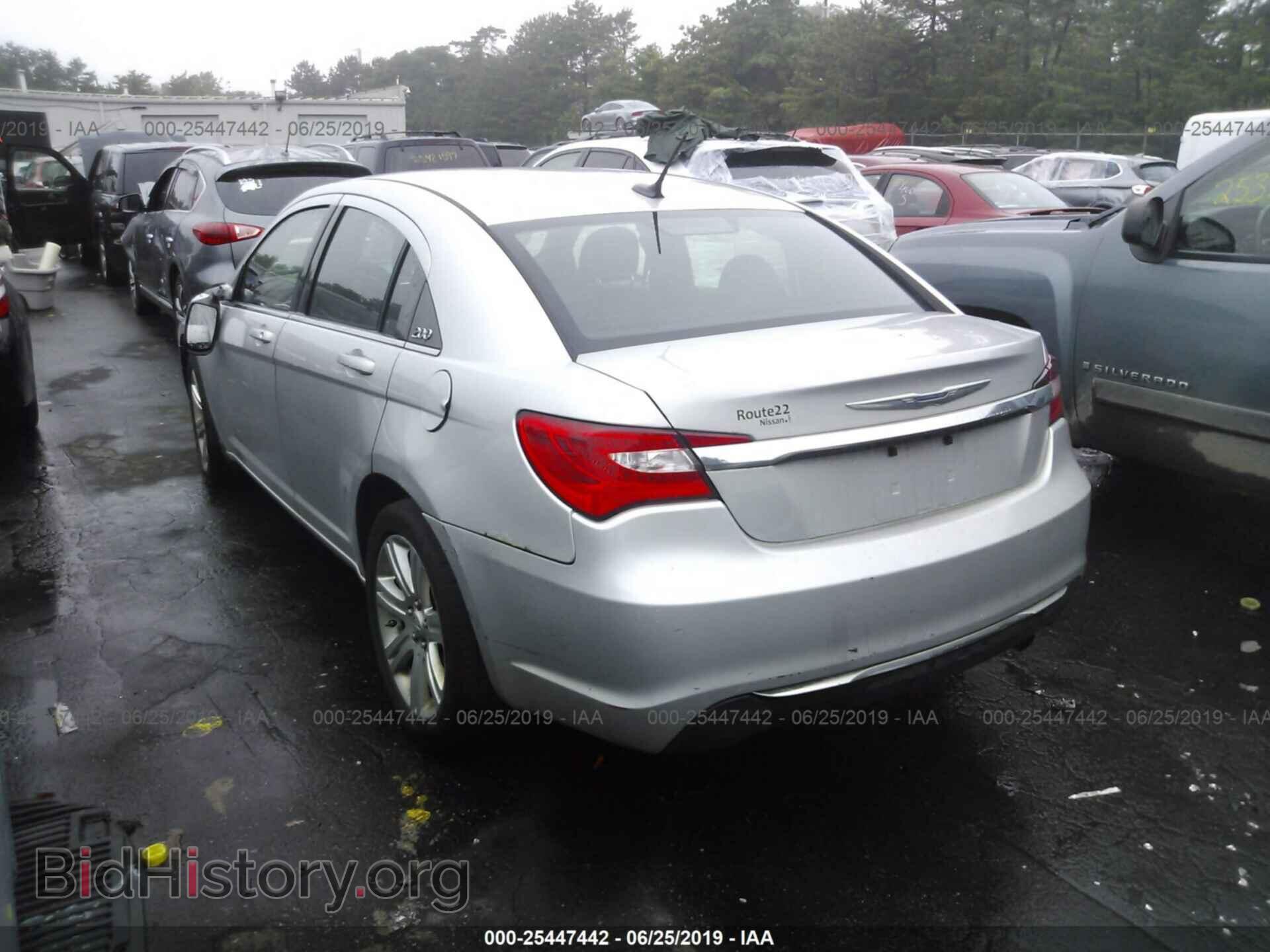 2012 CHRYSLER 200 - VIN: 1C3CCBAB2CN291676 - Фото 3