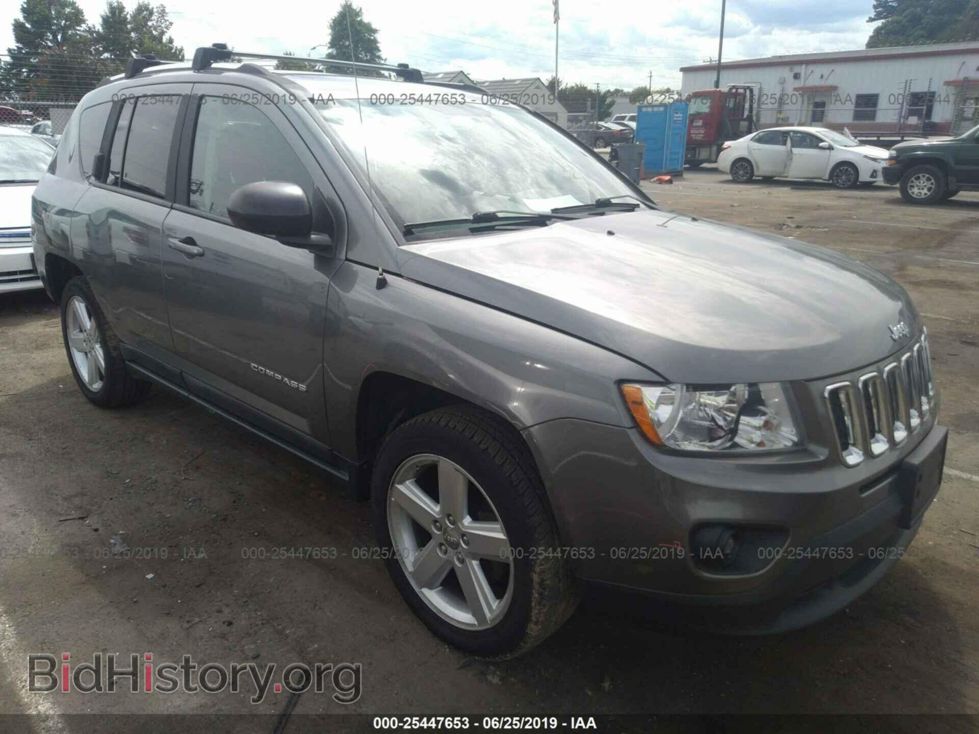 Фотография 1J4NF5FB8BD277348 - JEEP COMPASS 2011