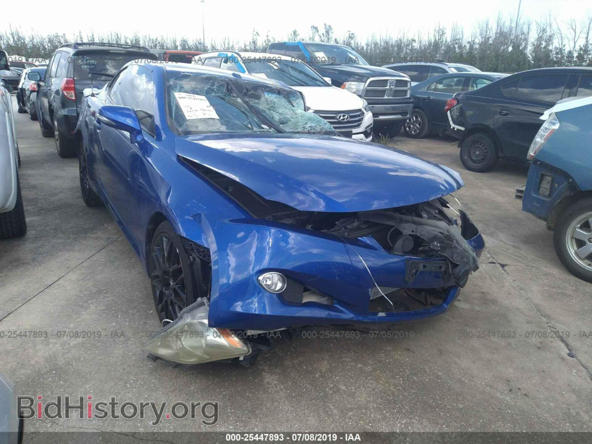 Photo JTHFF2C26A2504834 - LEXUS IS 2010