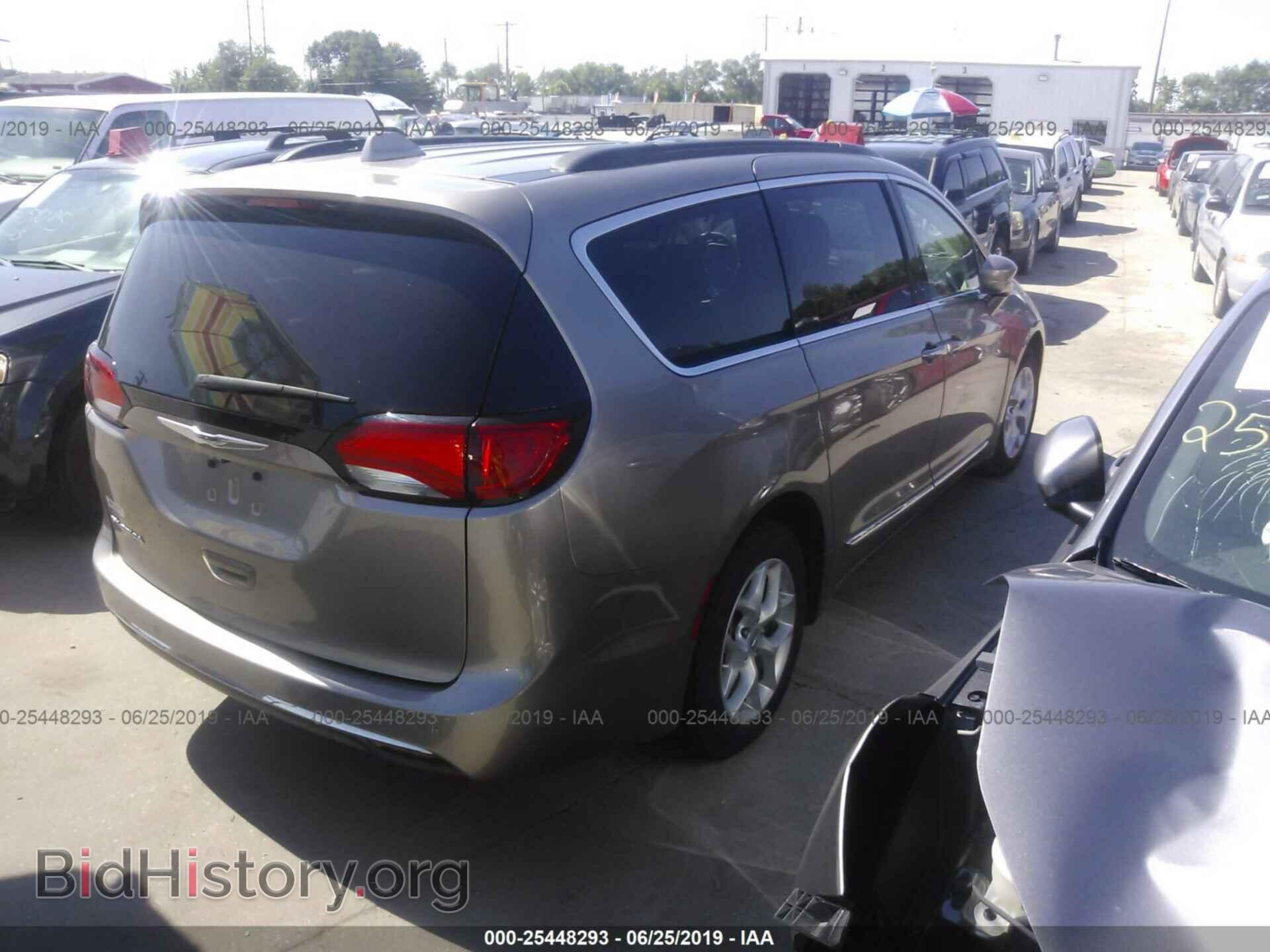 2017 CHRYSLER PACIFICA - VIN: 2C4RC1BG7HR593307 - Фото 4