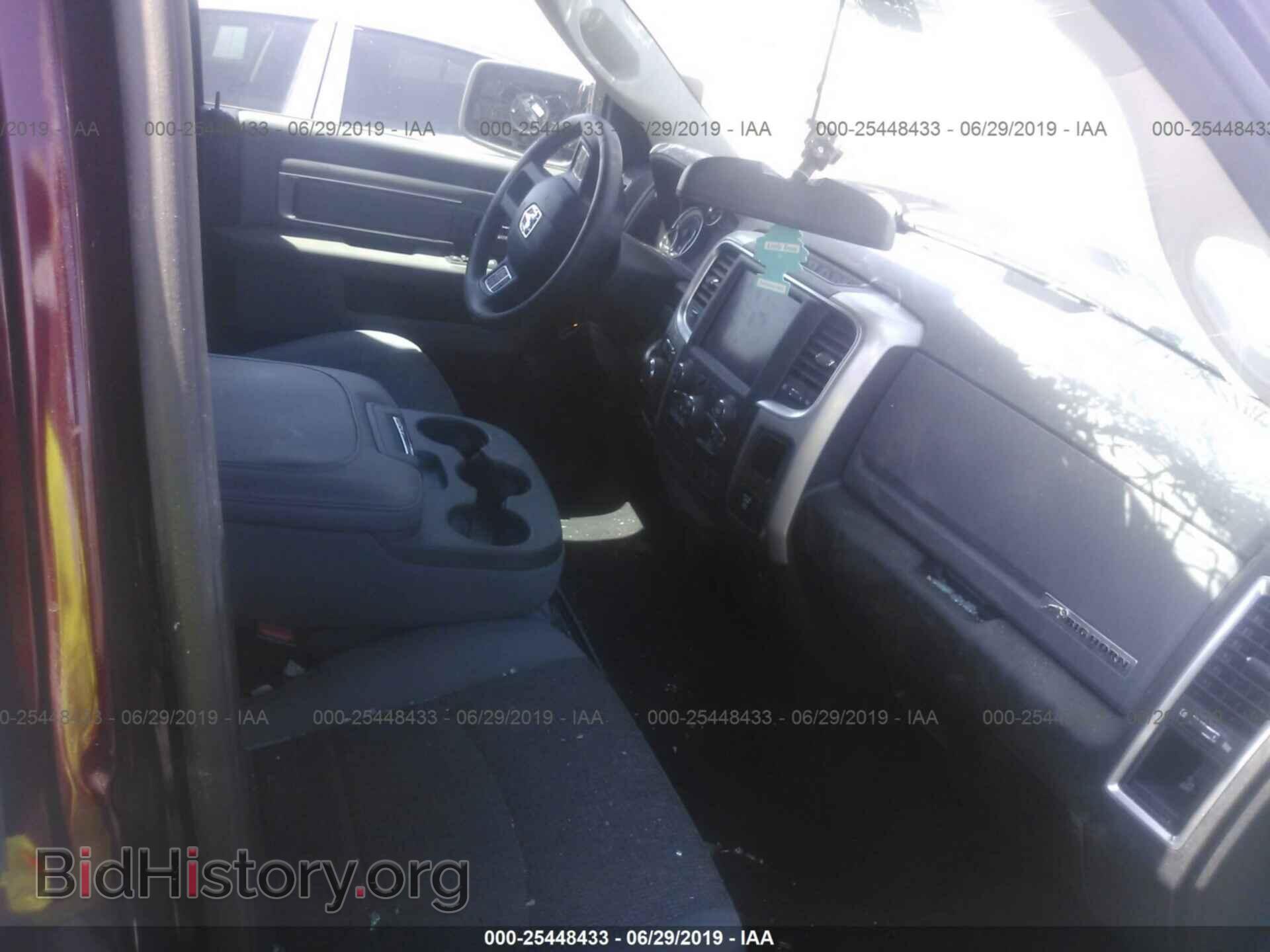 2019 RAM 1500 CLASSIC - VIN: 1C6RR6LT1KS573493 - Фото 5