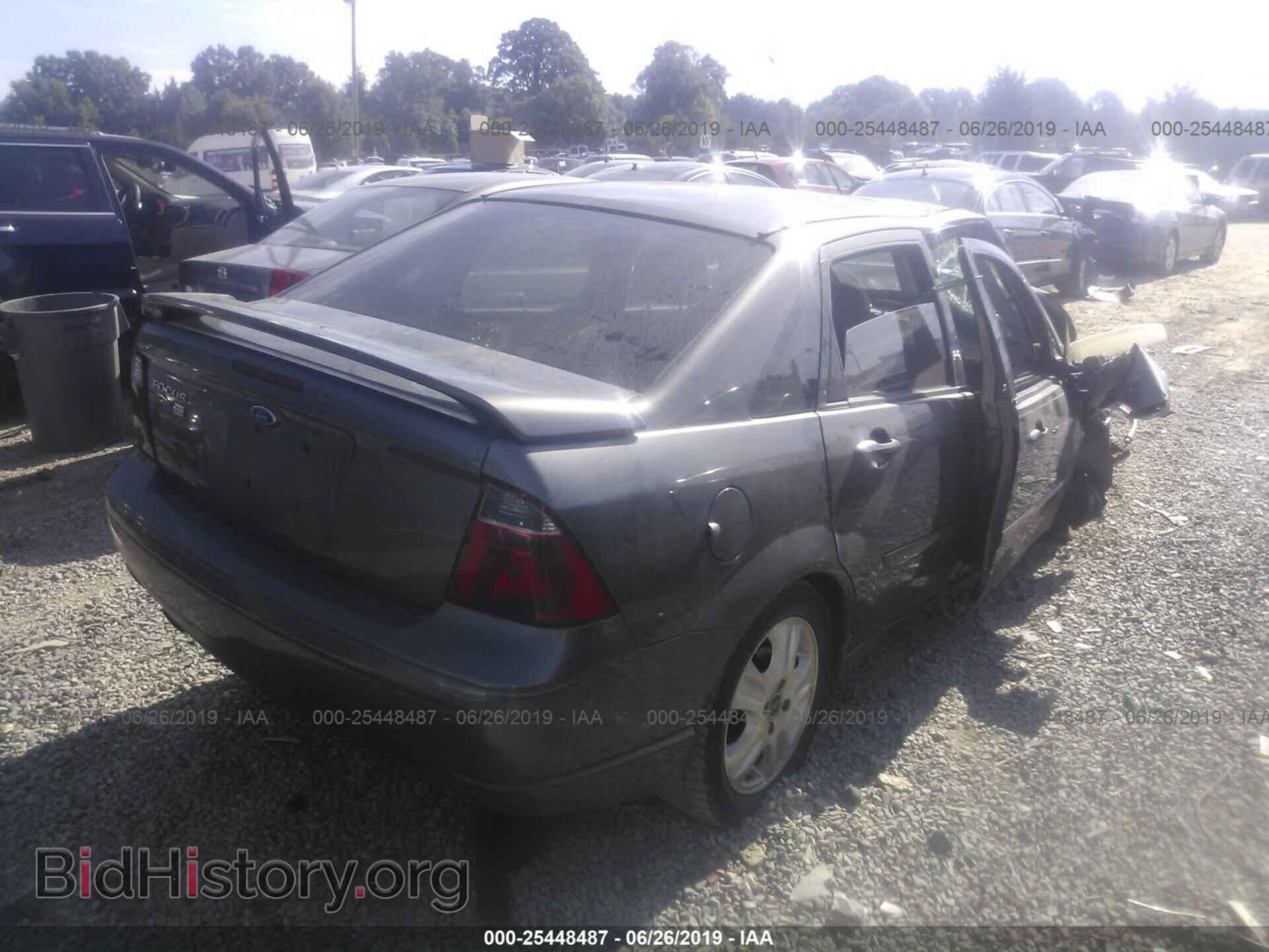 2007 FORD FOCUS - VIN: 1FAFP38Z37W353582 - Фото 4