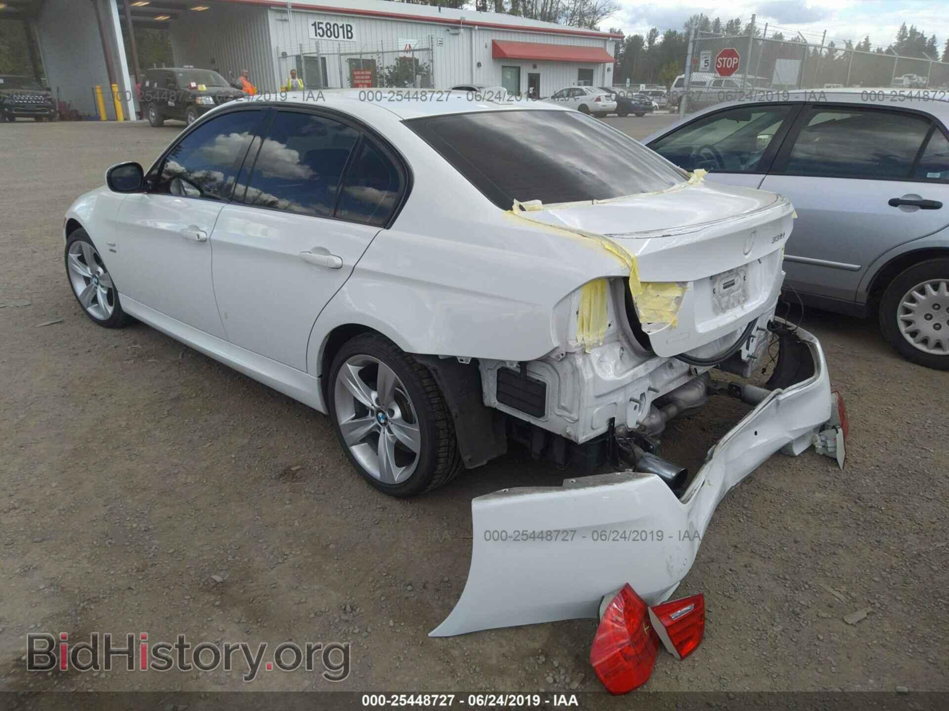 2011 BMW 335 - VIN: WBAPL5G53BNN23102 - Фото 3
