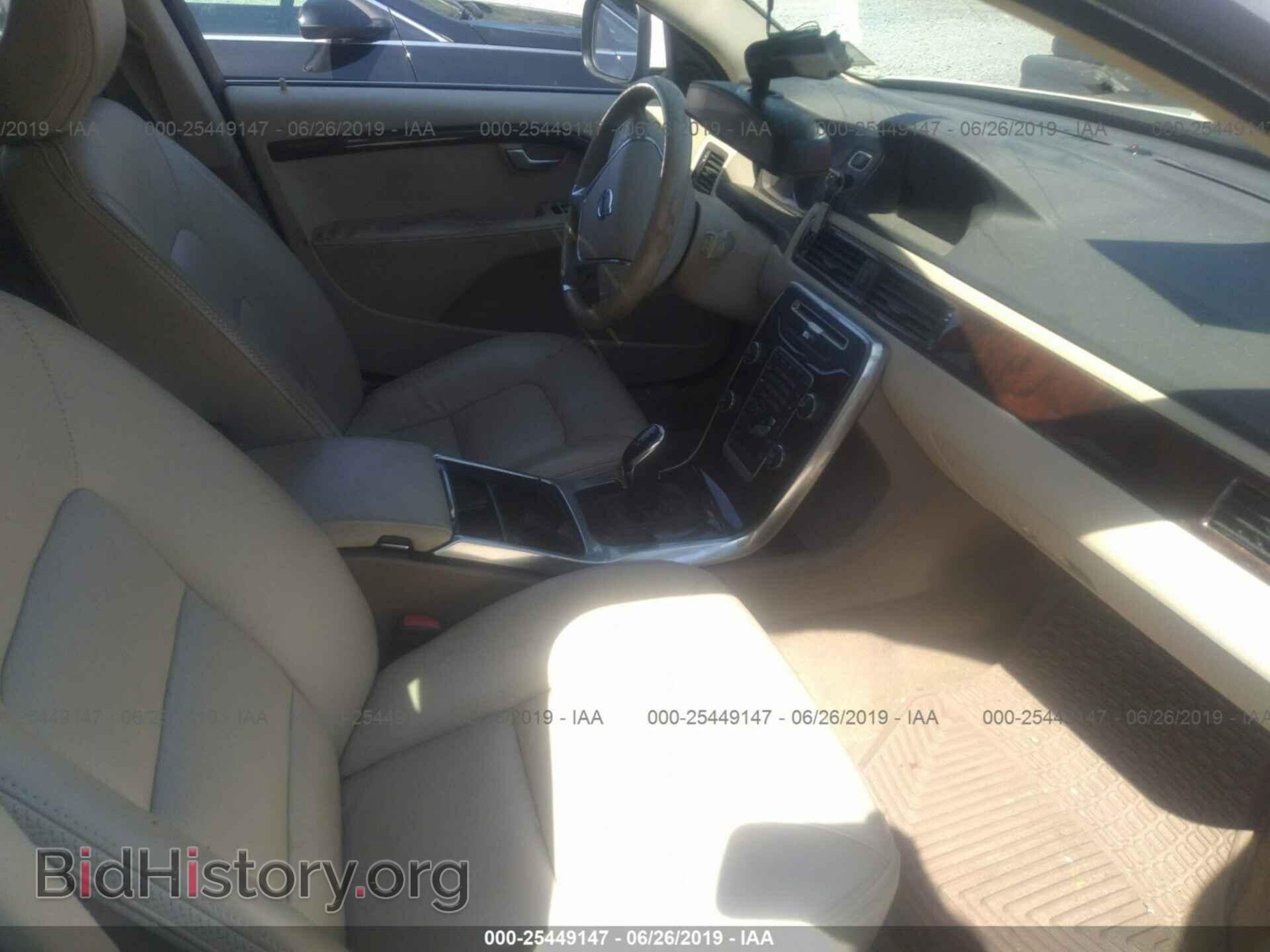 2014 VOLVO XC70 - VIN: YV4902BZ8E1184603 - Фото 5