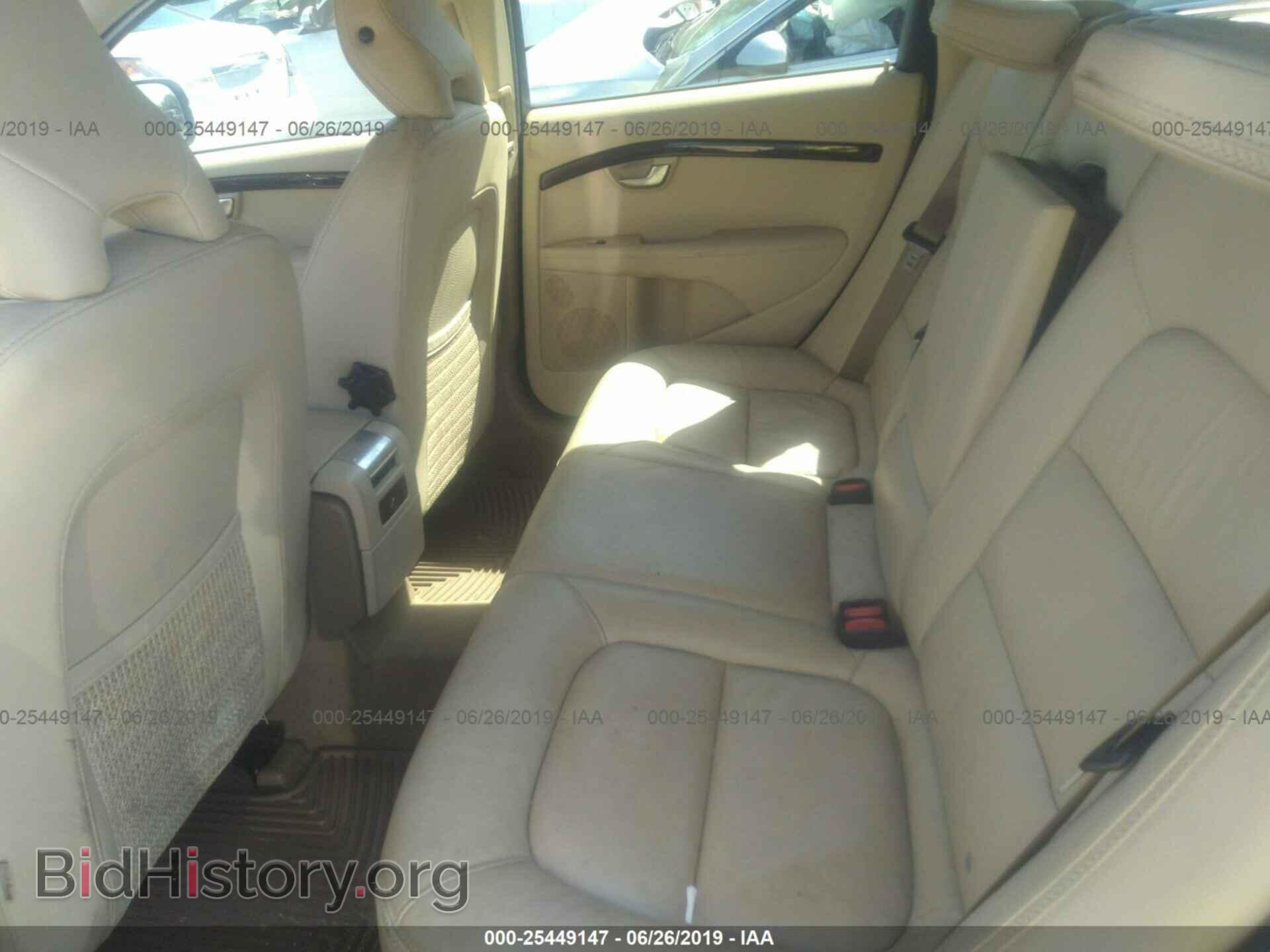 2014 VOLVO XC70 - VIN: YV4902BZ8E1184603 - Фото 8