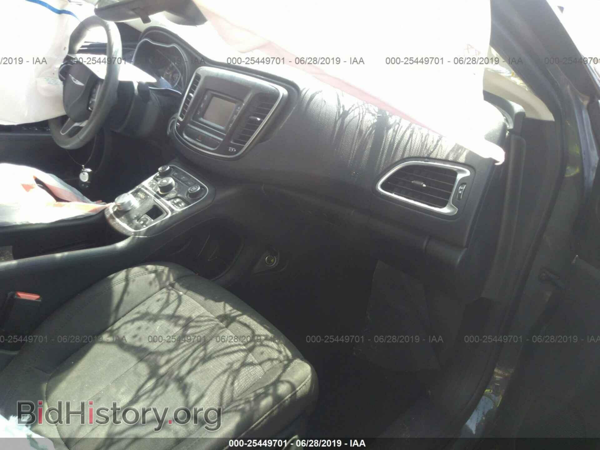 2016 CHRYSLER 200 - VIN: 1C3CCCAB6GN170290 - Фото 5