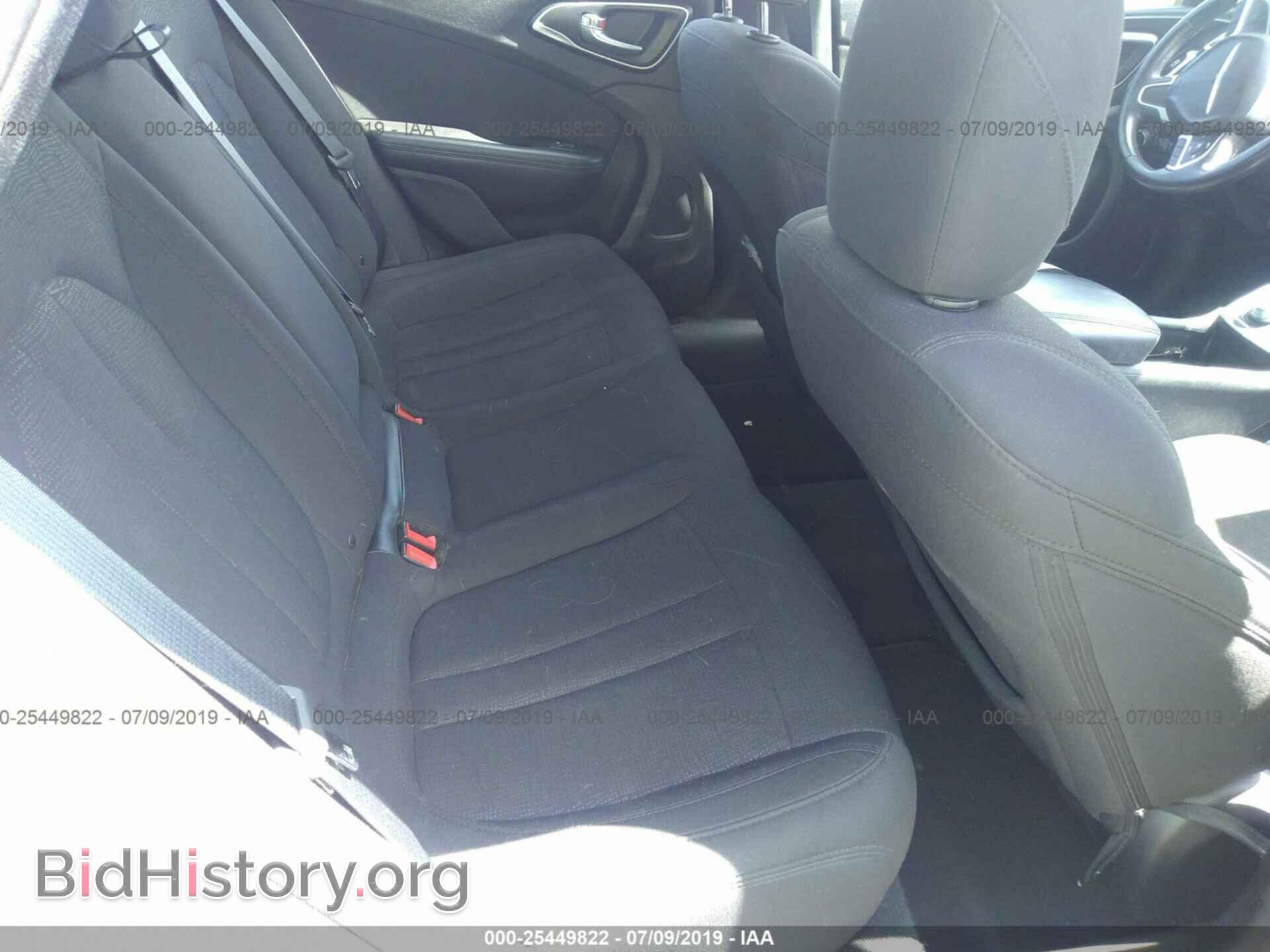 2015 CHRYSLER 200 - VIN: 1C3CCCAB1FN624606 - Фото 8