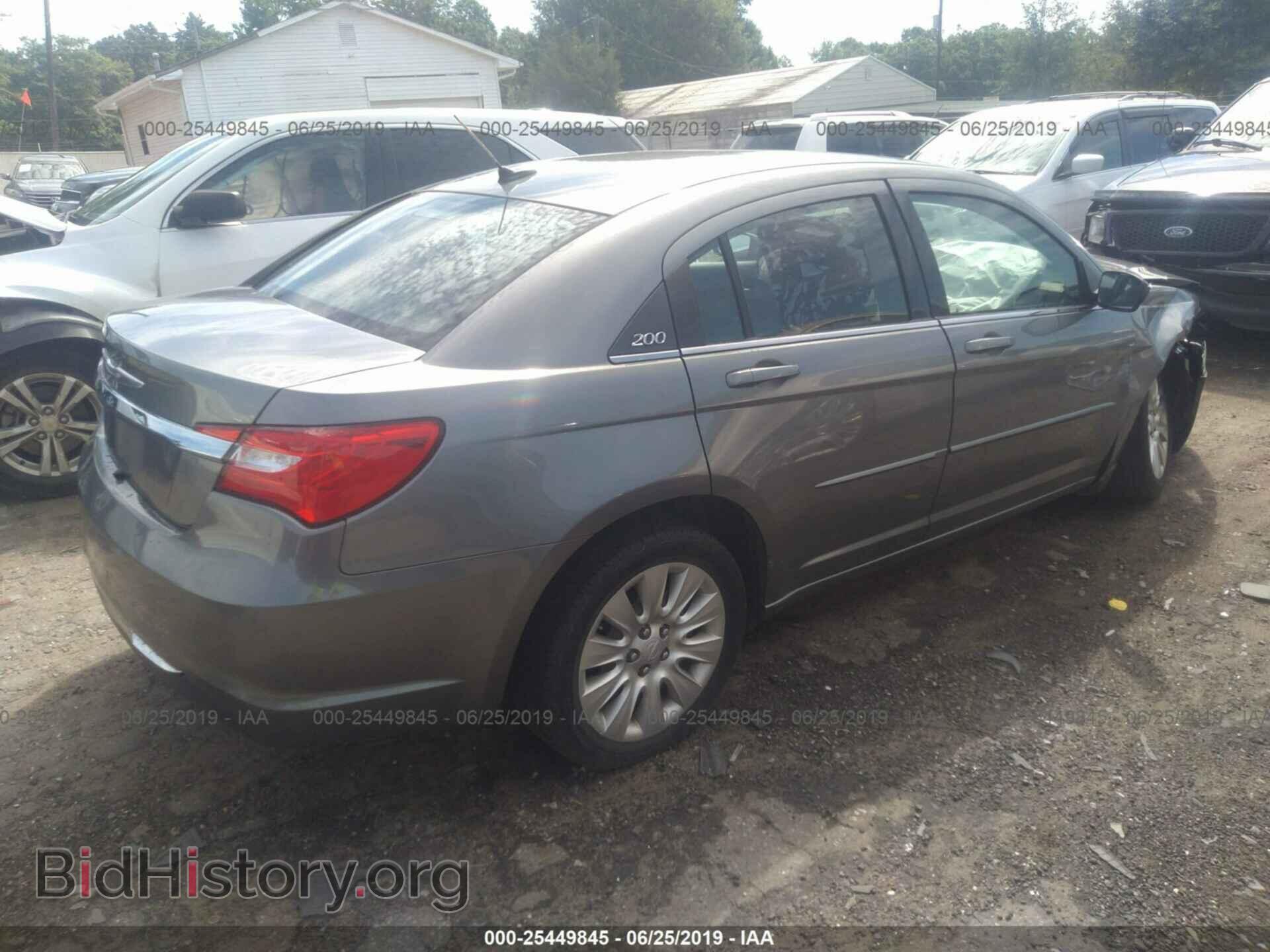 2012 CHRYSLER 200 - VIN: 1C3CCBAB9CN273160 - Фото 4