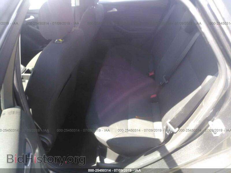 2016 Ford FOCUS (VIN 1FADP3K23GL294652) — photo 8 of 10