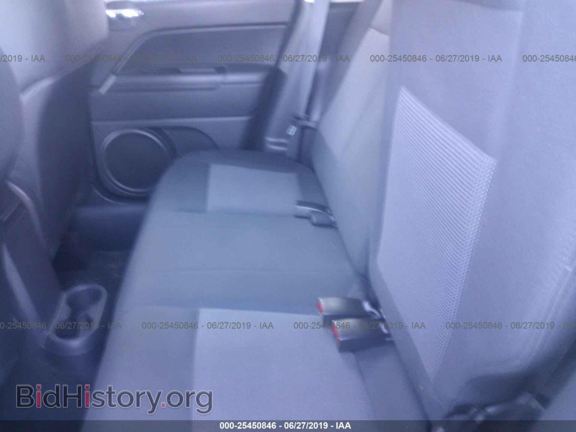 2012 JEEP COMPASS - VIN: 1C4NJDEB4CD665579 - Photo 8