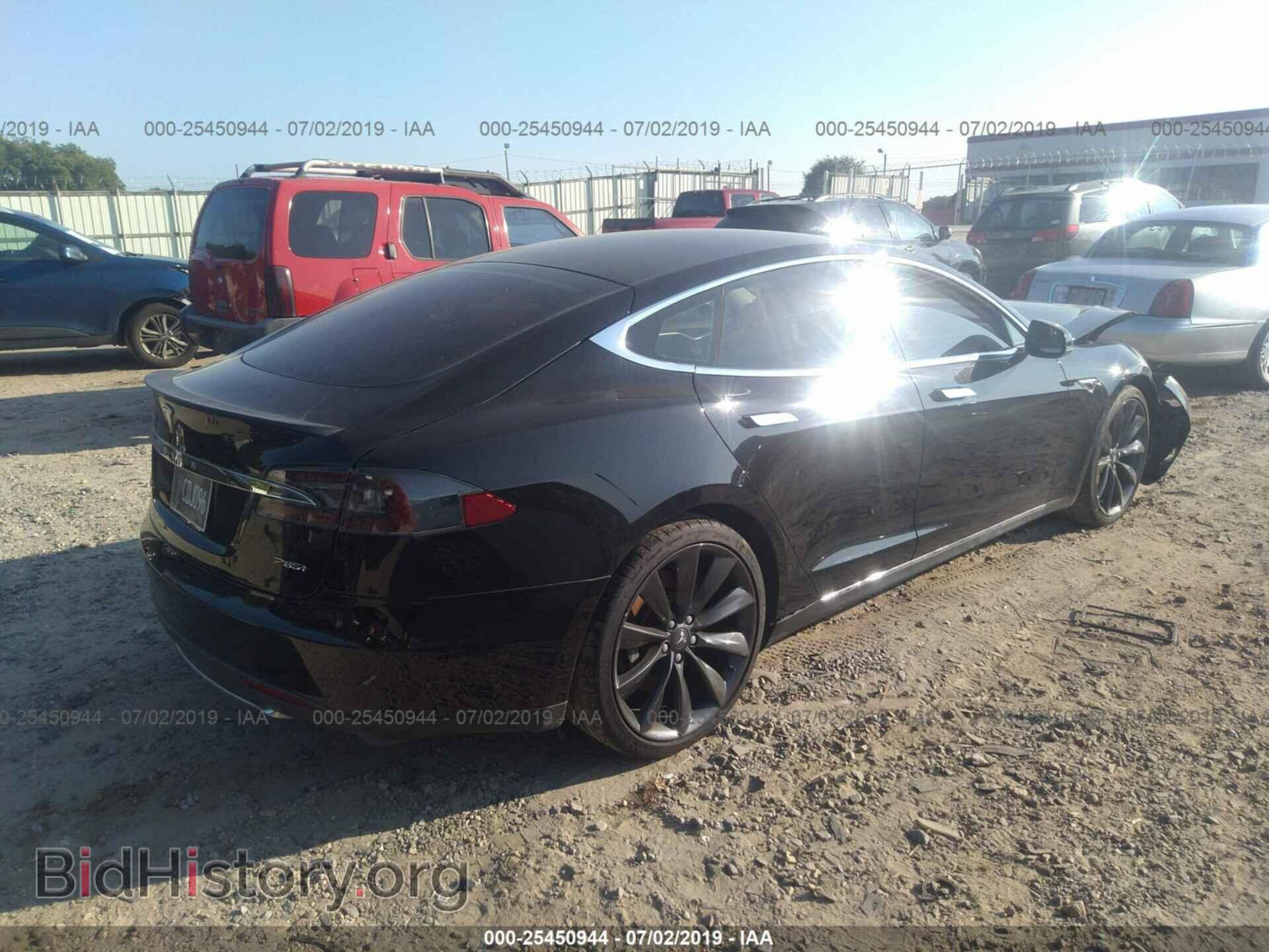 2013 TESLA MODEL S - VIN: 5YJSA1DP2DFP28347 - Фото 4