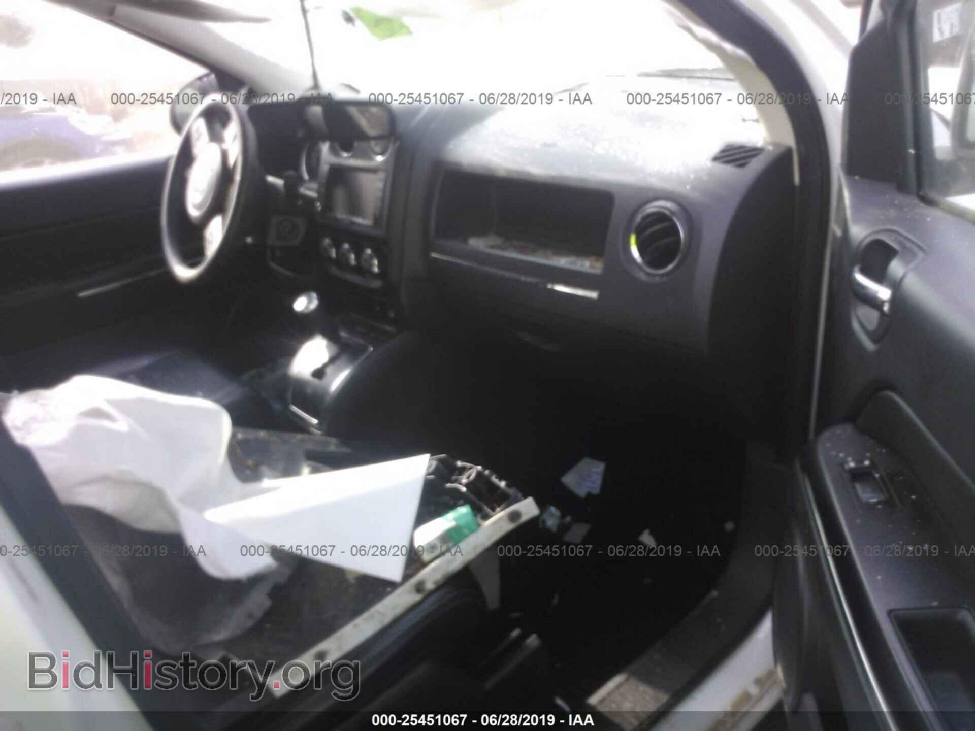 2011 JEEP COMPASS - VIN: 1J4NF5FB3BD283333 - Фото 5