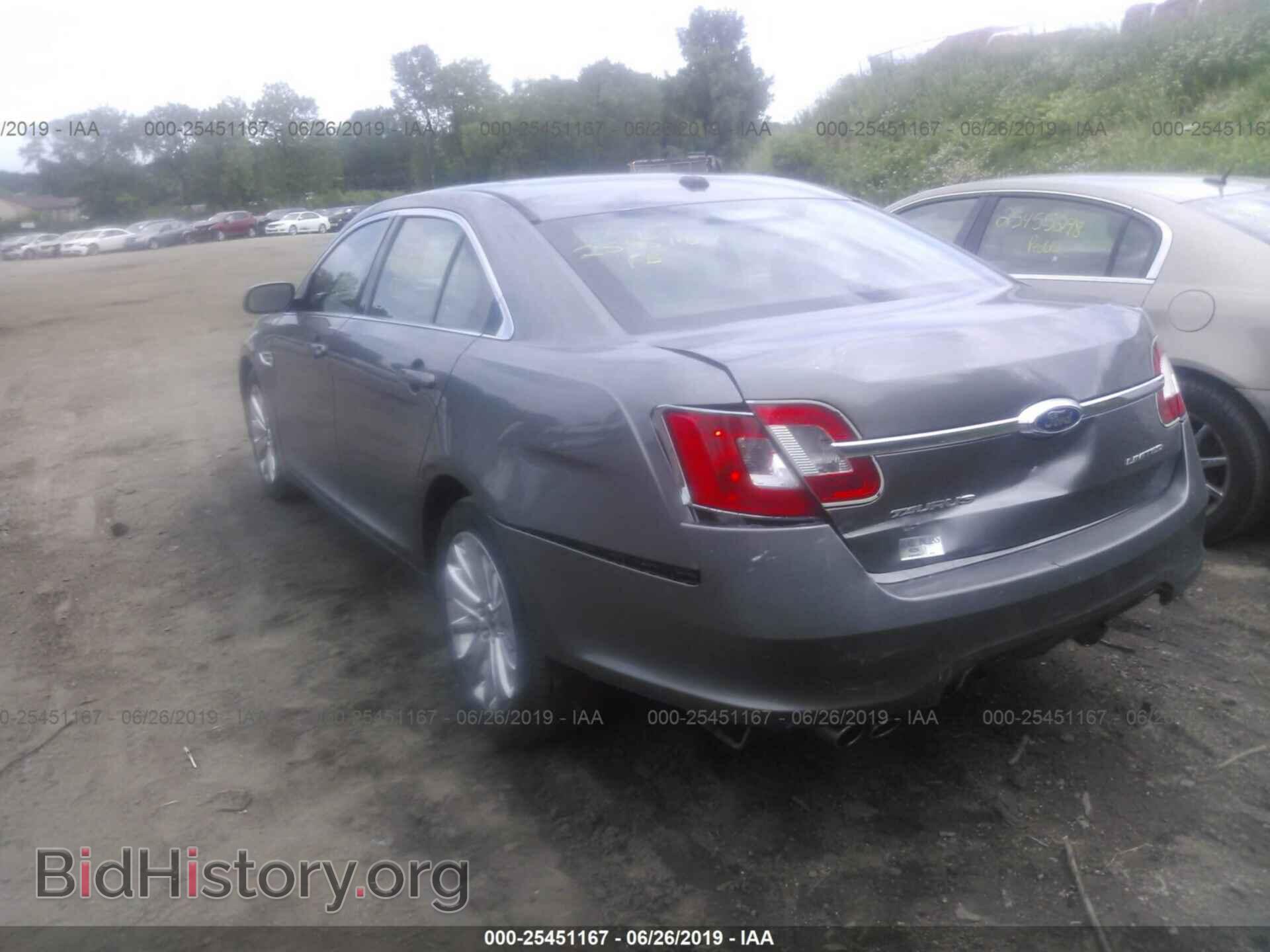 2011 FORD TAURUS - VIN: 1FAHP2FW8BG182018 - Фото 3